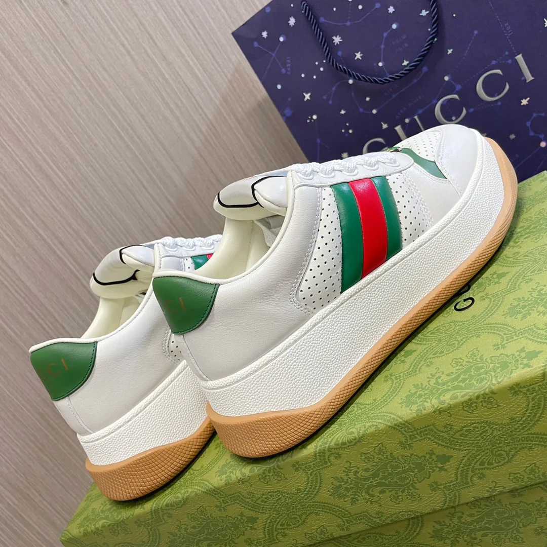 Women's Sneakers GUCCI 18011399