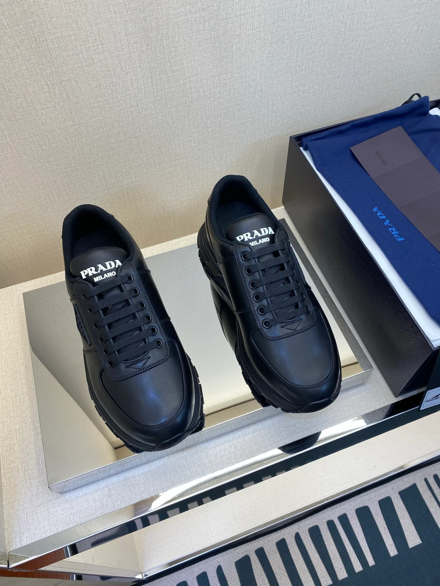 Men's Sneakers PRADA 18039820