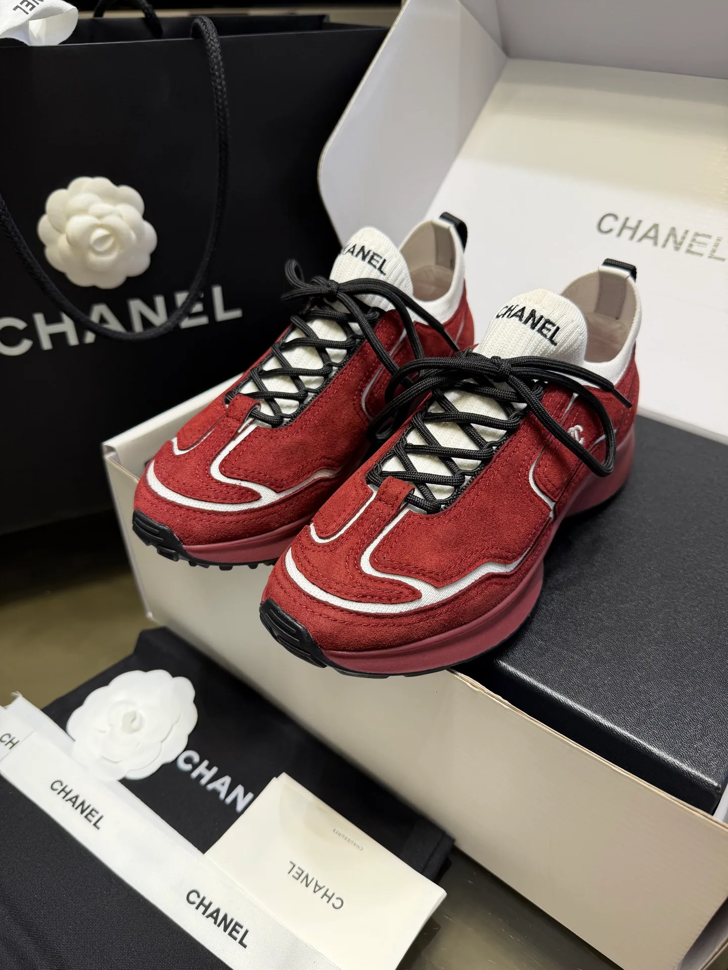 Women's Sneakers CHANEL 17877257