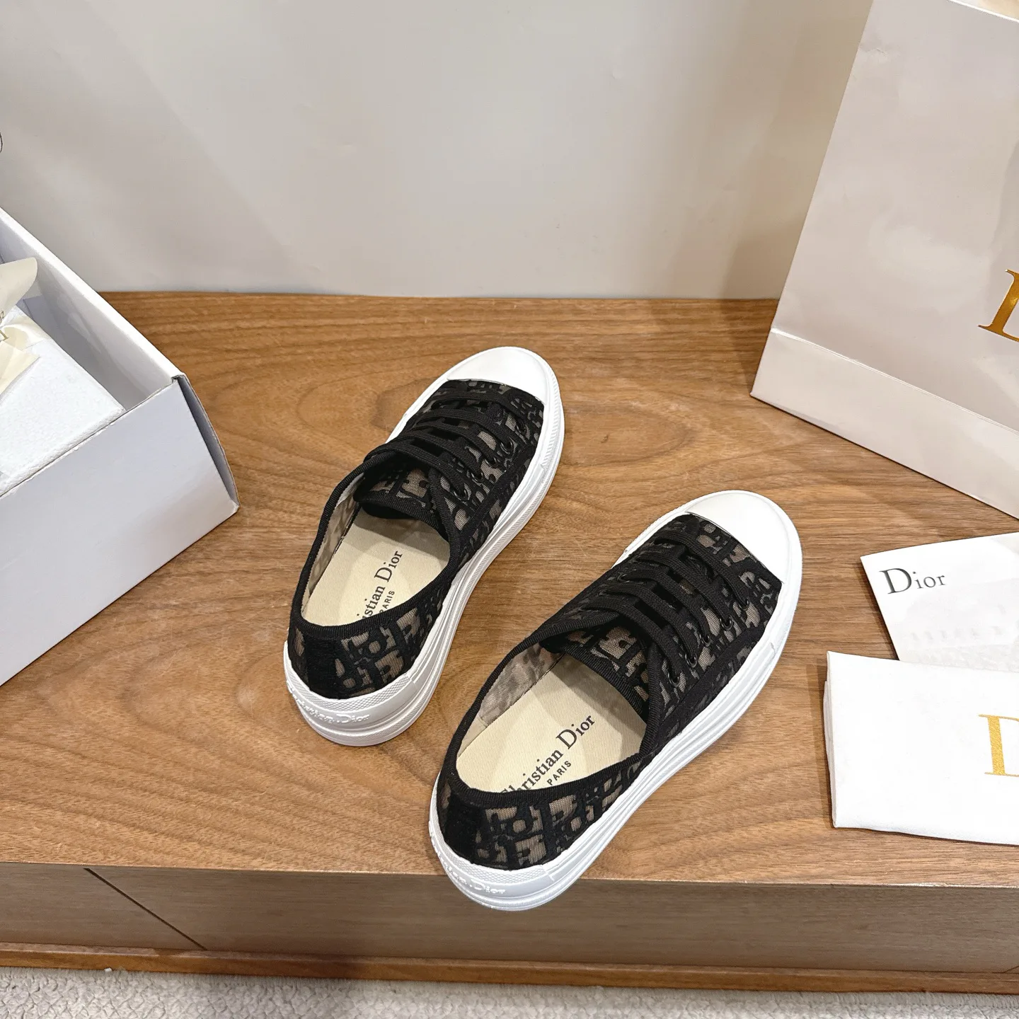 Women's Sneakers CHRISTIAN DIOR 18006950