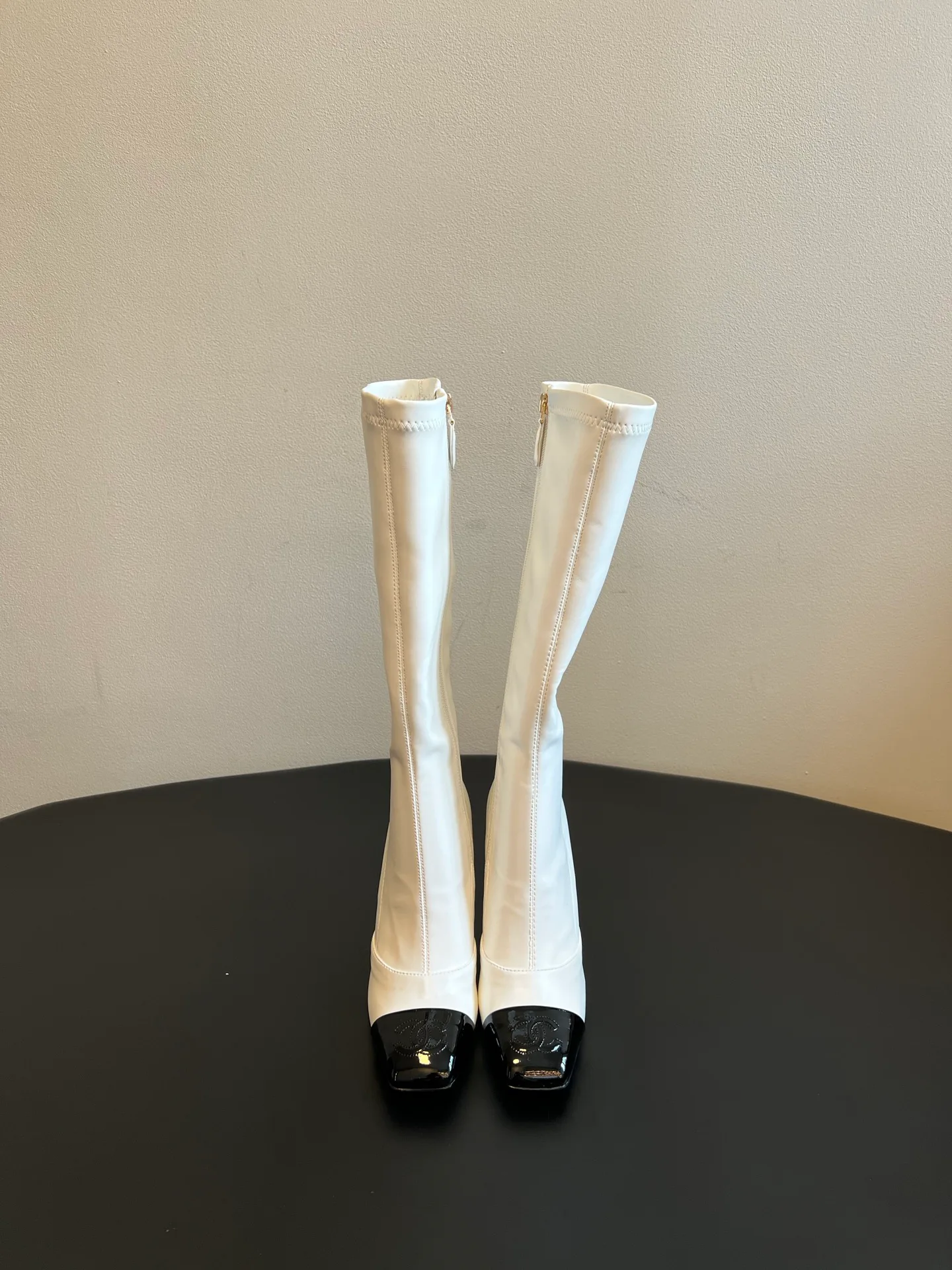 Women's Boots CHANEL 18137190