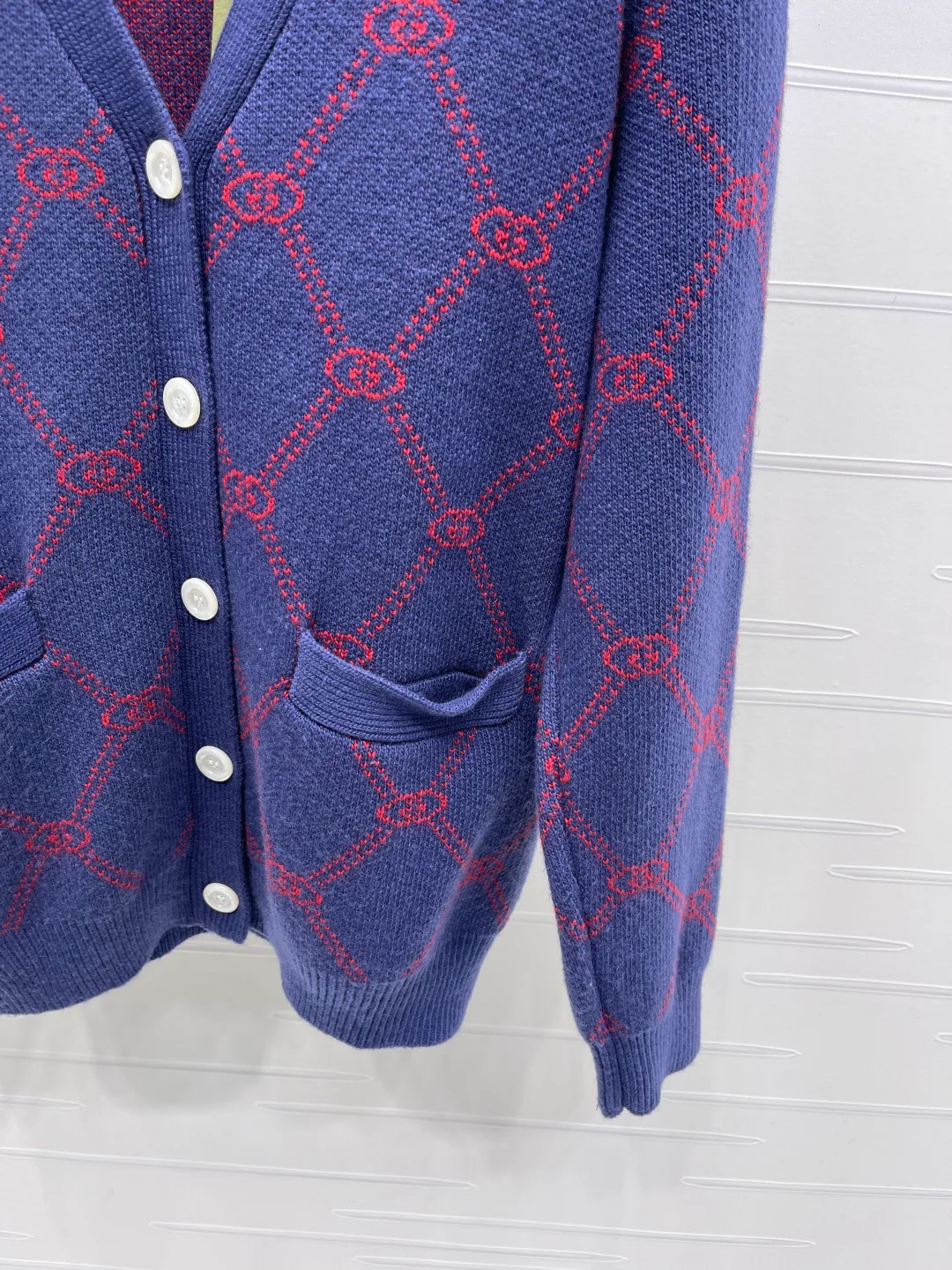 Women's Jumpers And Sweaters GUCCI 18437120