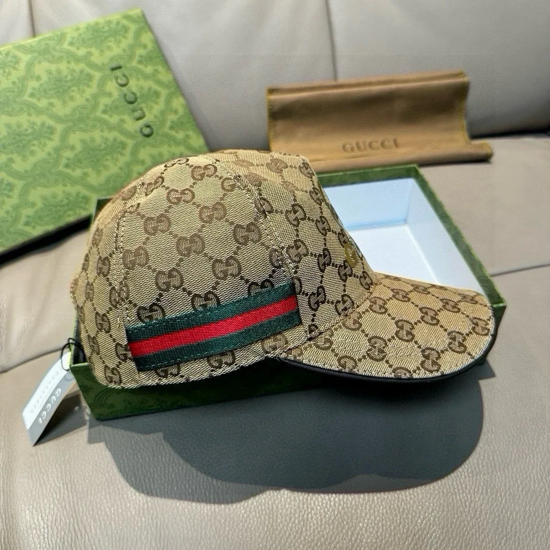 Hats GUCCI 17604840