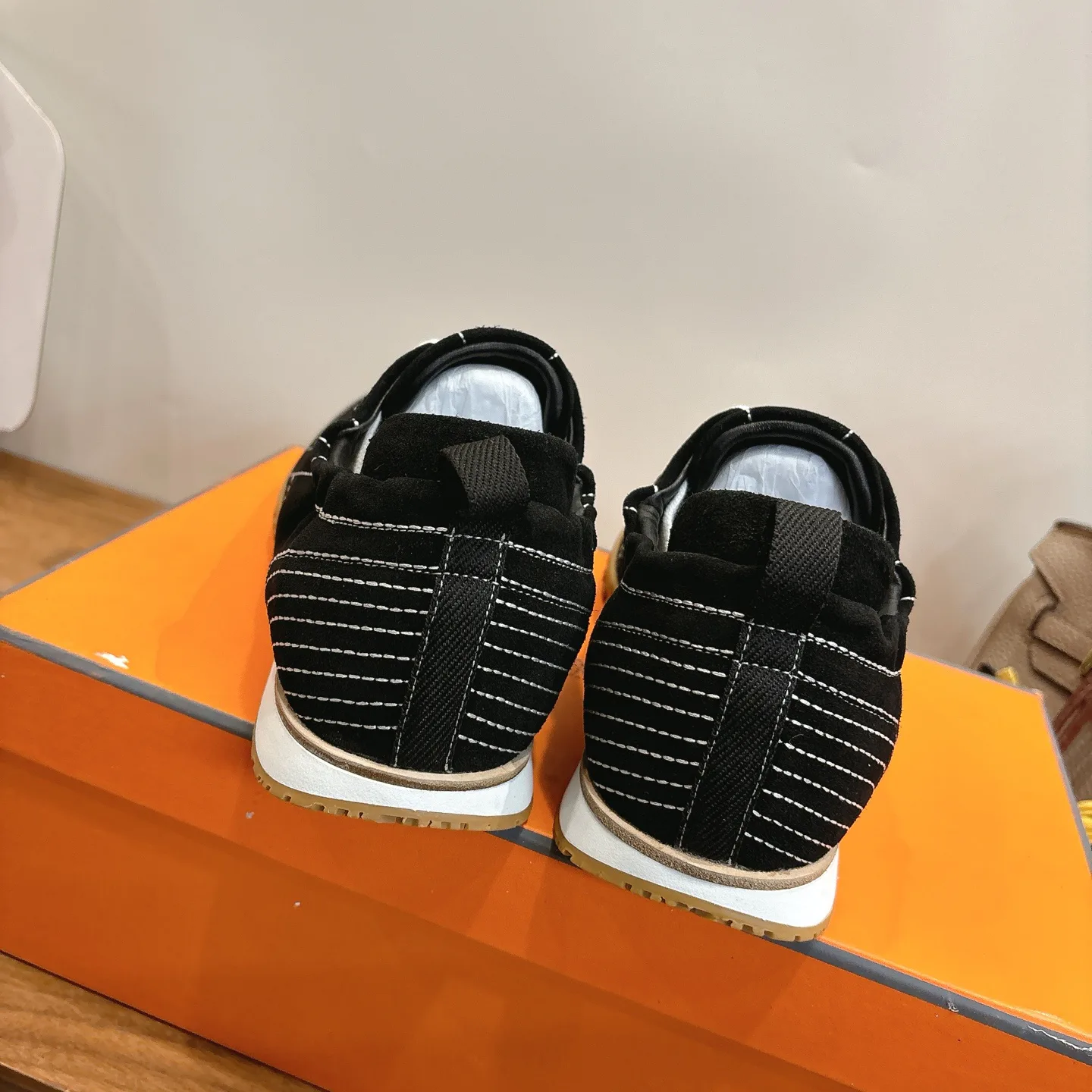 Women's Sneakers HERMES 18006066
