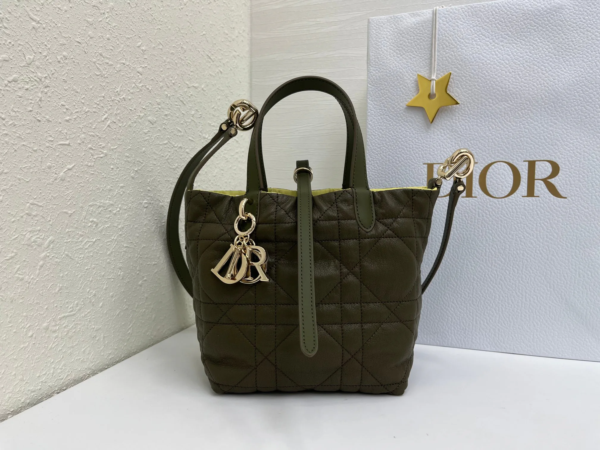 Women's Classic Handbags CHRISTIAN DIOR 17345158