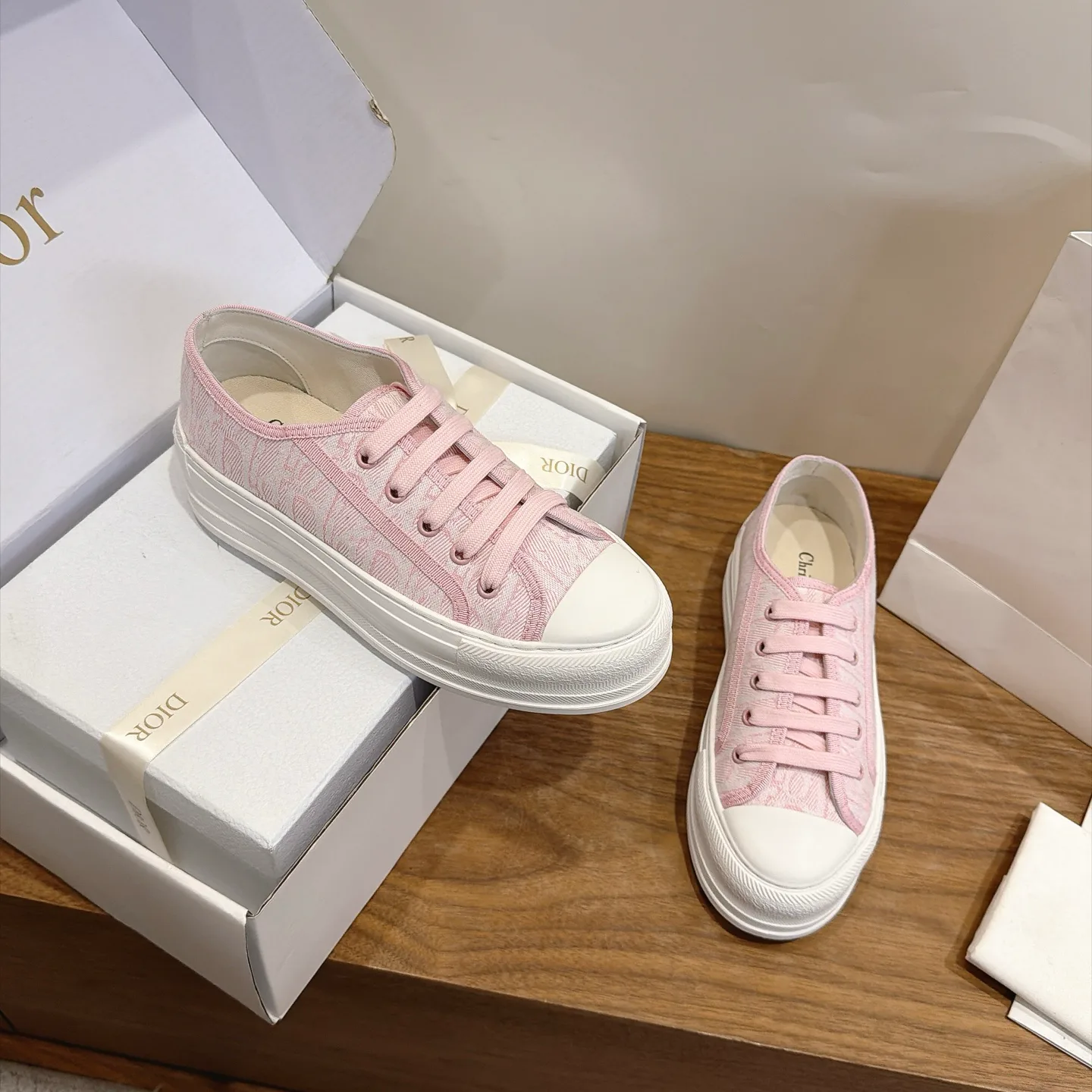 Women's Sneakers CHRISTIAN DIOR 18034457