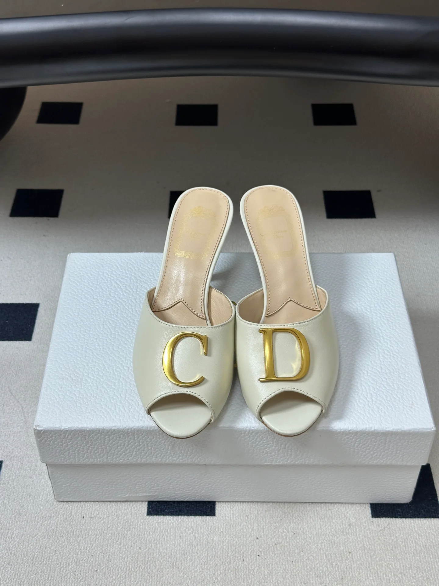 Women's Open-Toe Sandals CHRISTIAN DIOR 18091997