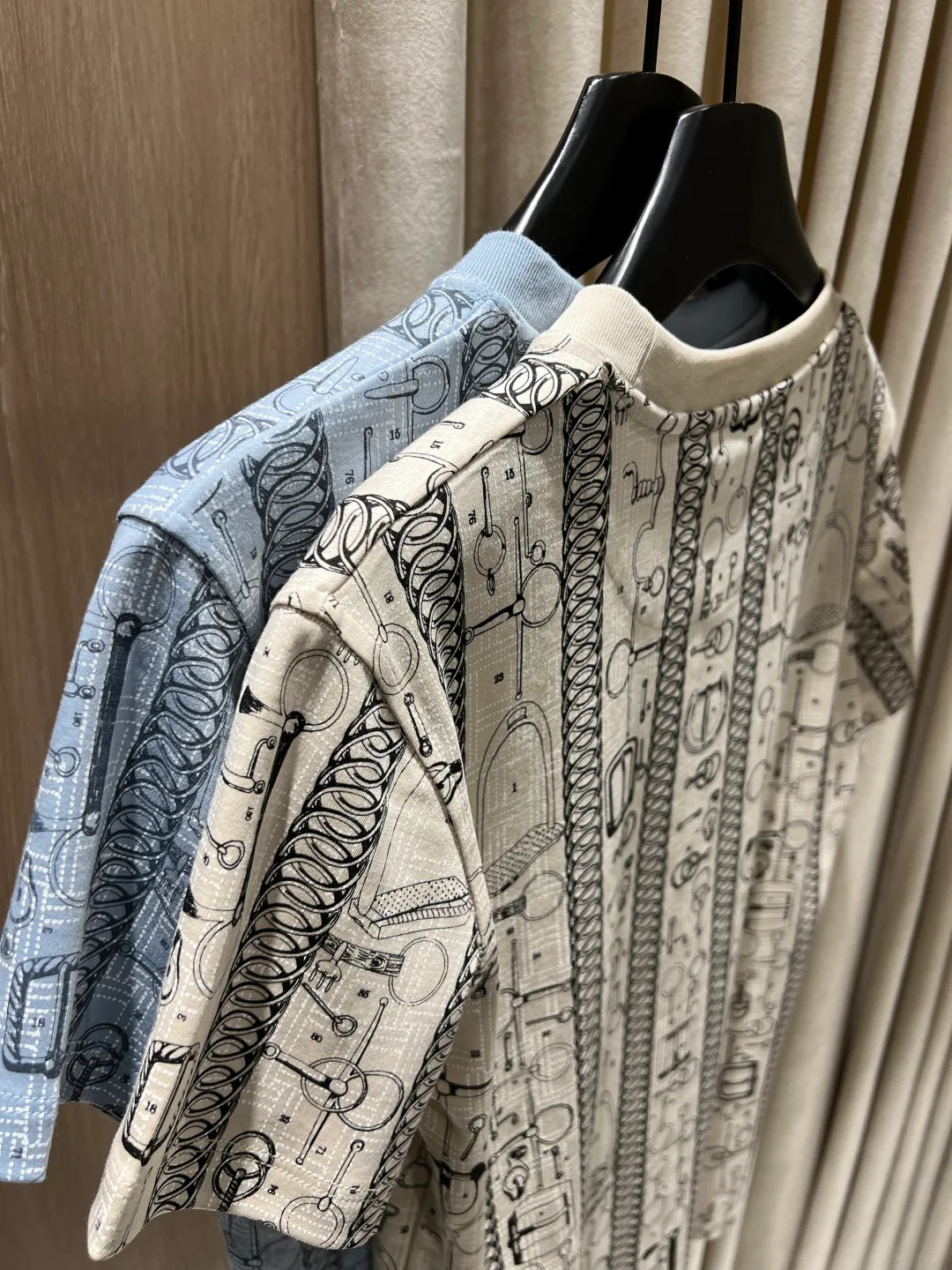 Women's T-Shirts HERMES 16857045