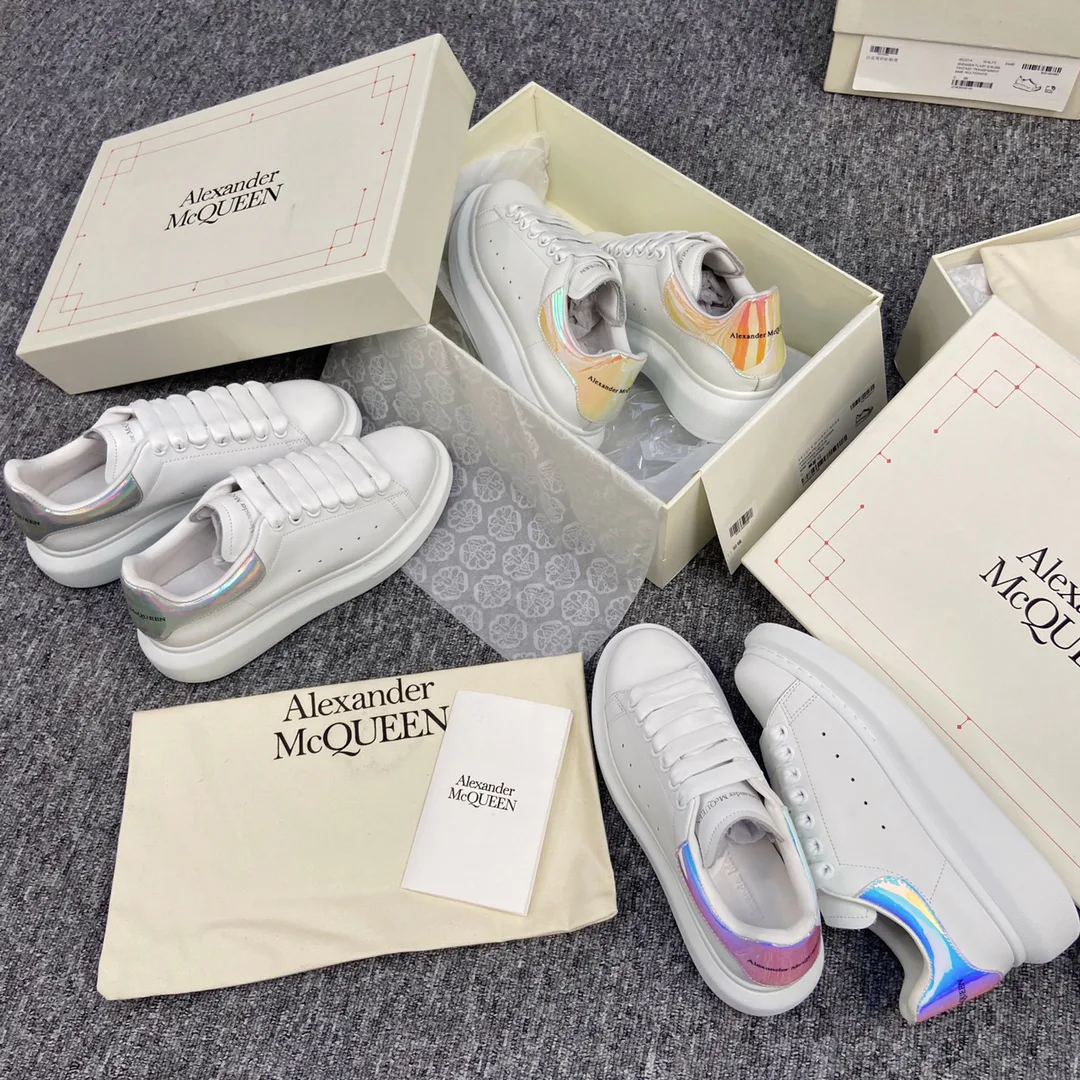 Women's Sneakers ALEXANDER MCQUEEN 17963432