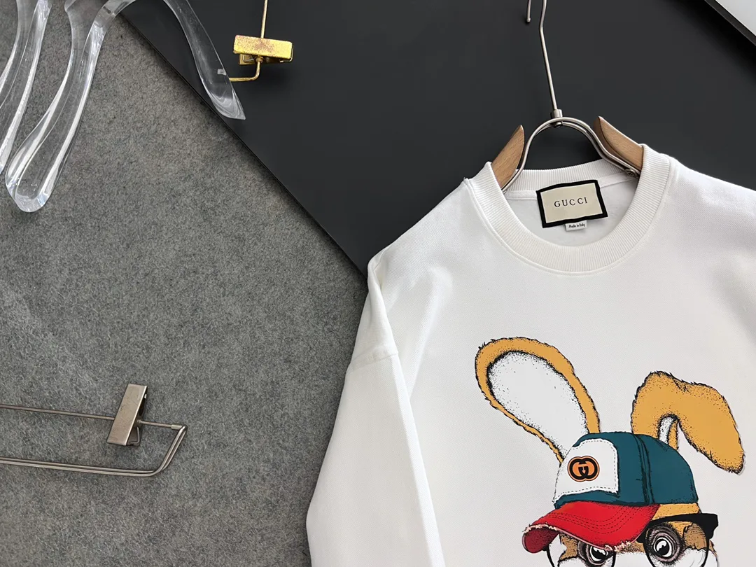 Men's Sweatshirts And Hoodies GUCCI 18289550