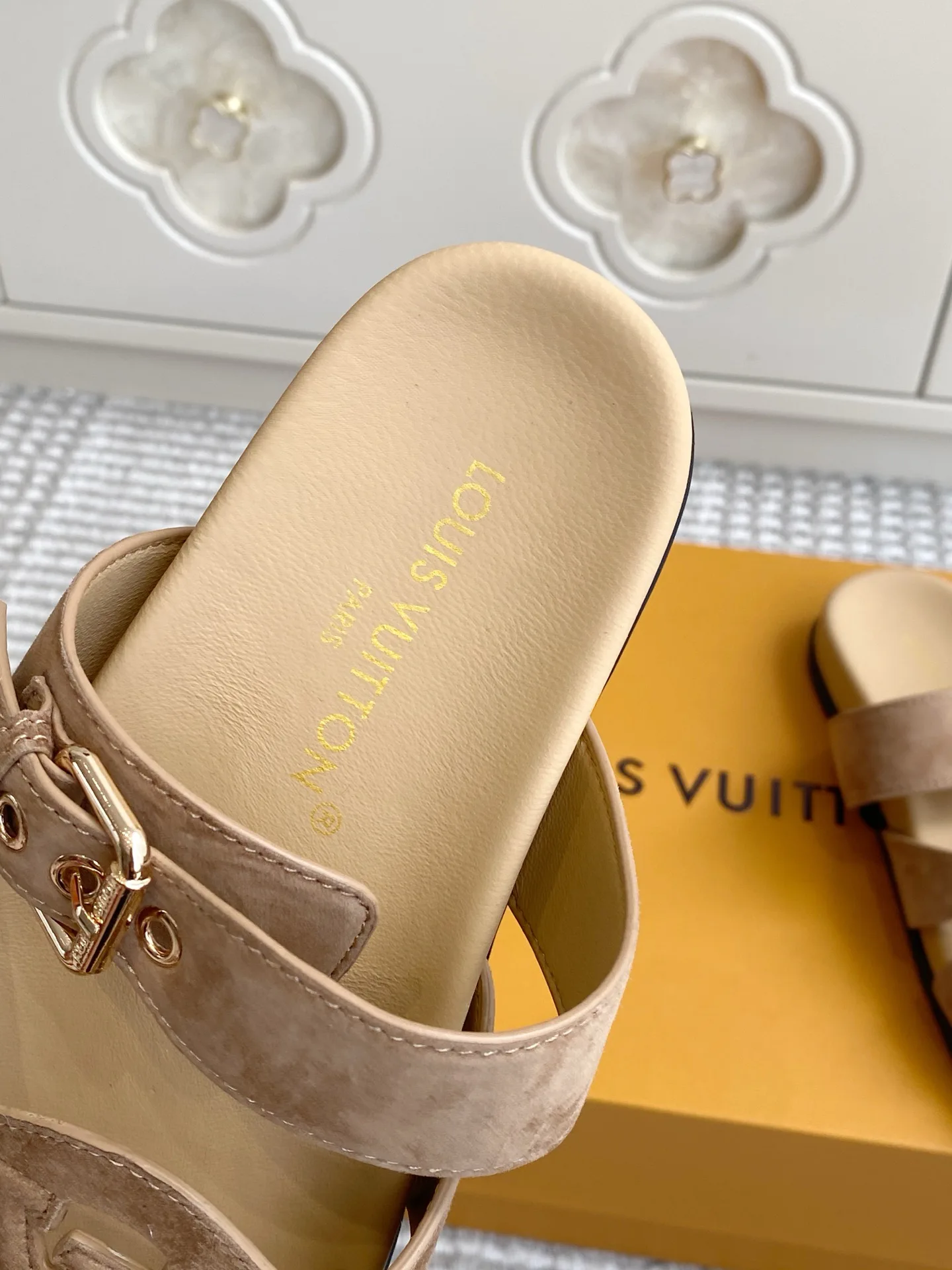 Women's Flip-Flops LOUIS VUITTON 17572154