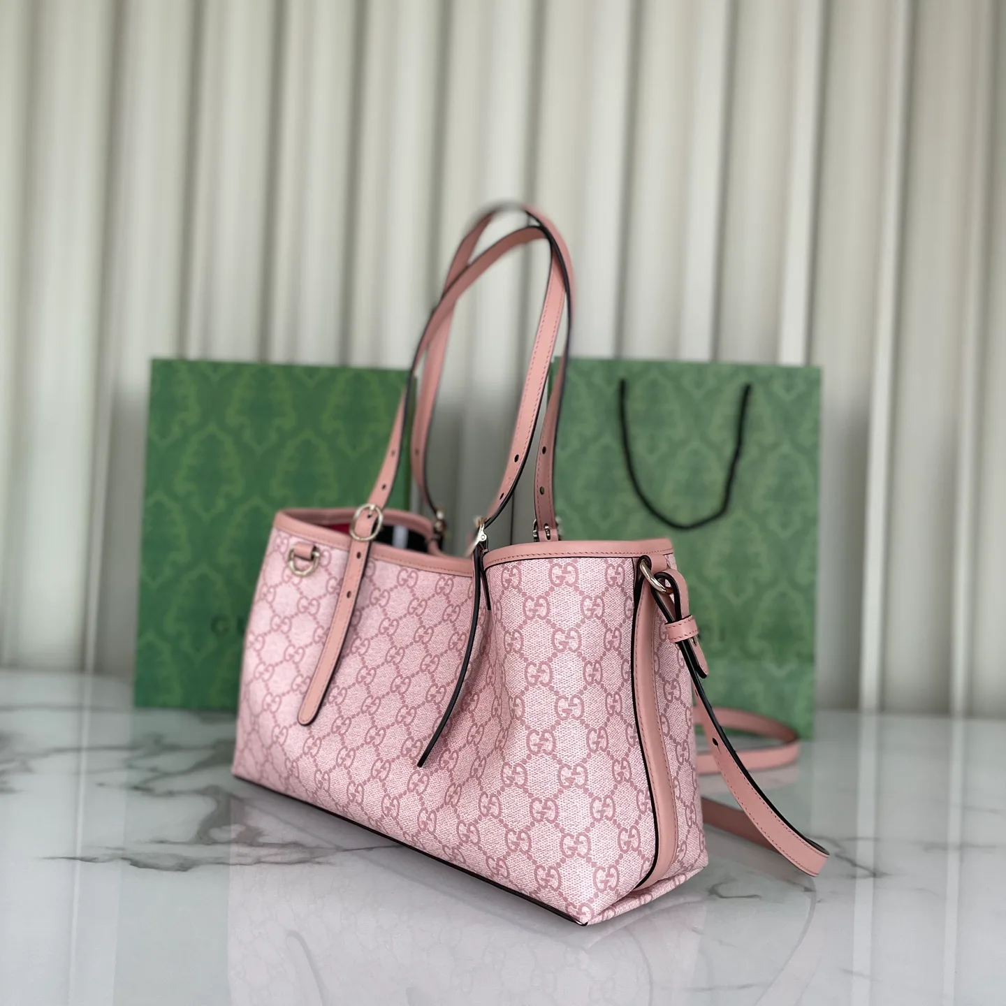 Women's Classic Handbags GUCCI 18273148