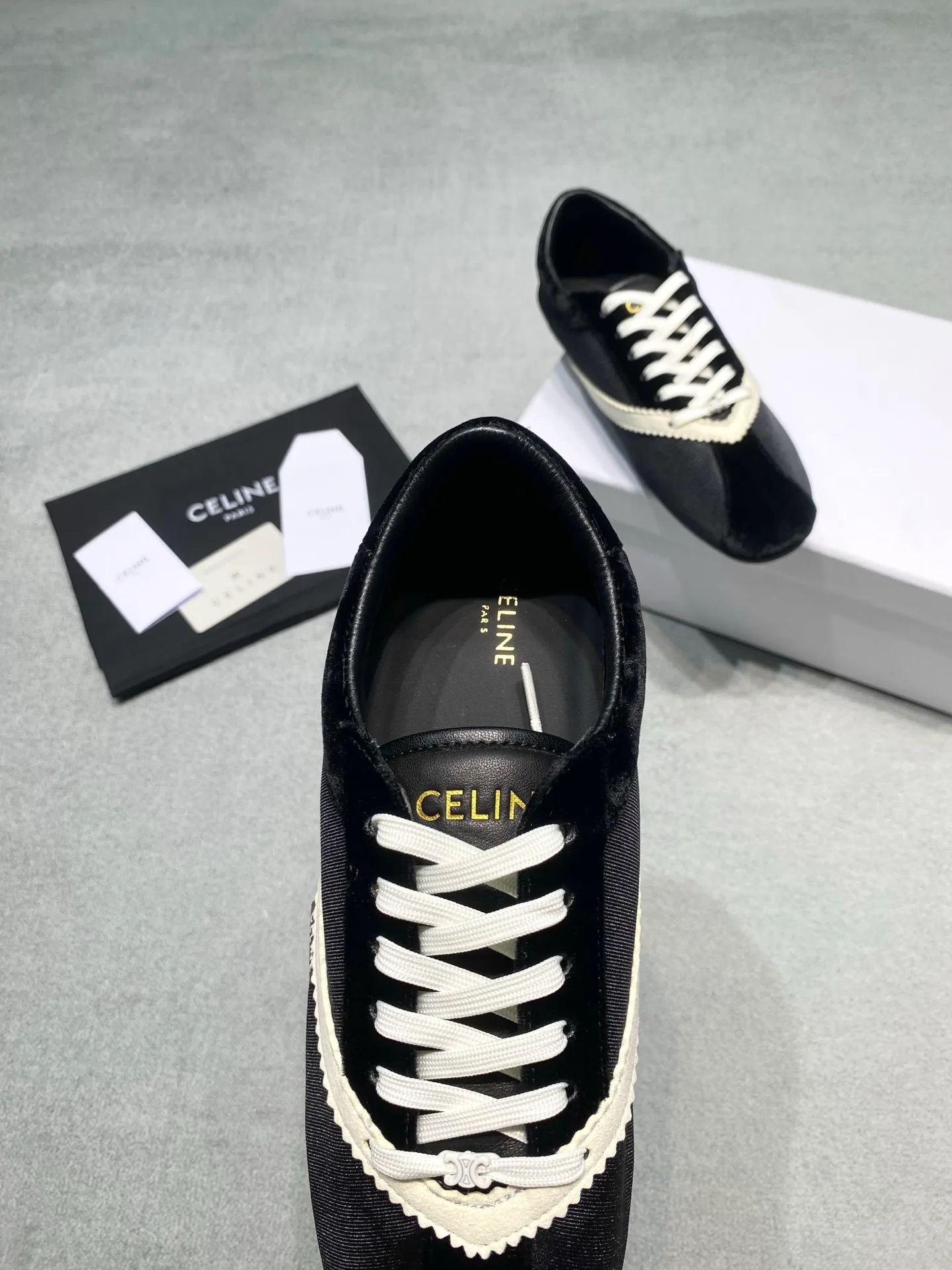 Women's Sneakers CELINE 17433734