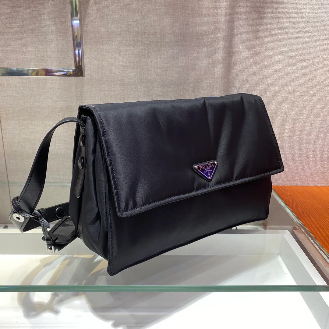 Women's Shoulder Bags PRADA 18323106