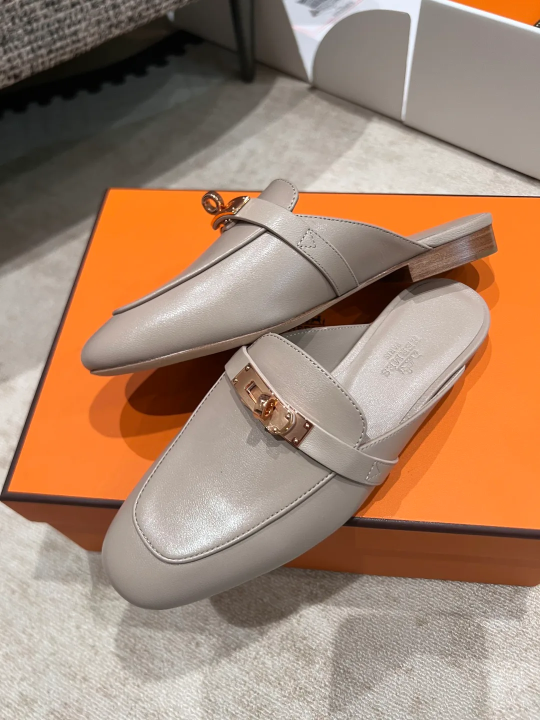 Women's Mules And Clogs HERMES 18395531