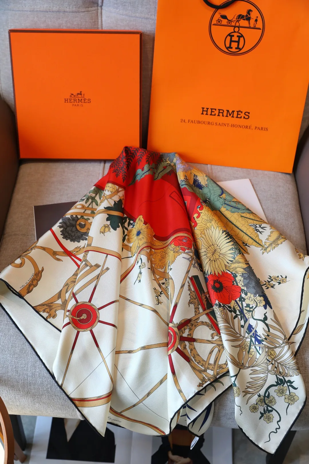 Silk Scarves HERMES 18093531