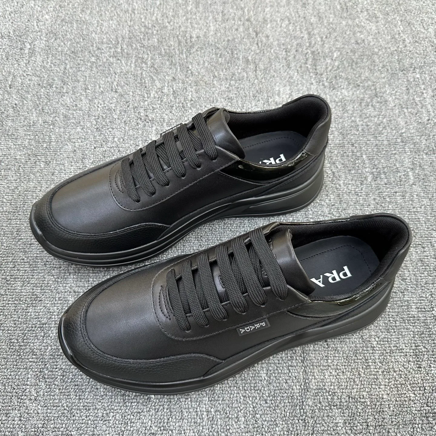 Men's Sneakers PRADA 18076335