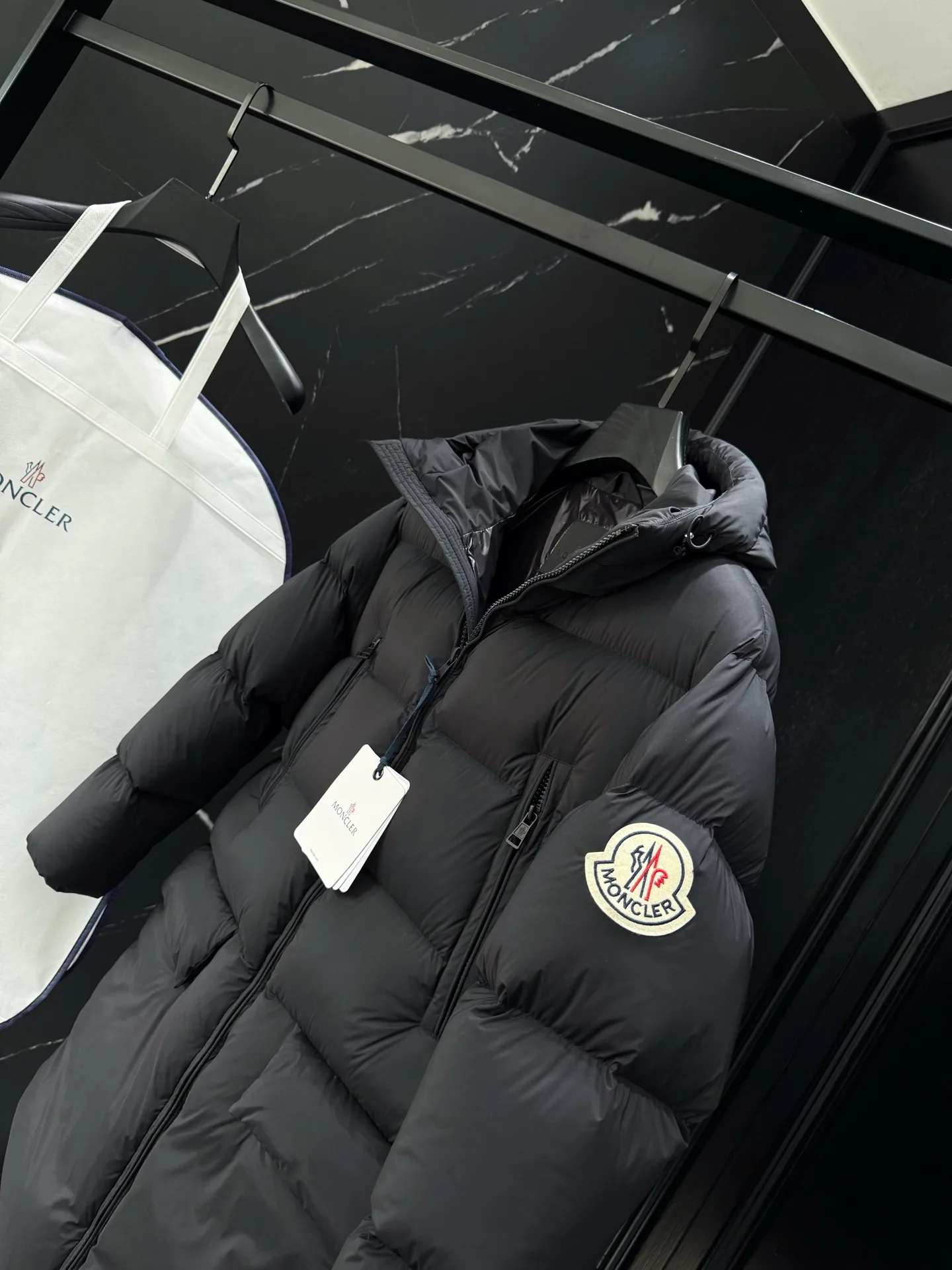 Куртки И Пуховики Мужские Moncler 18684465