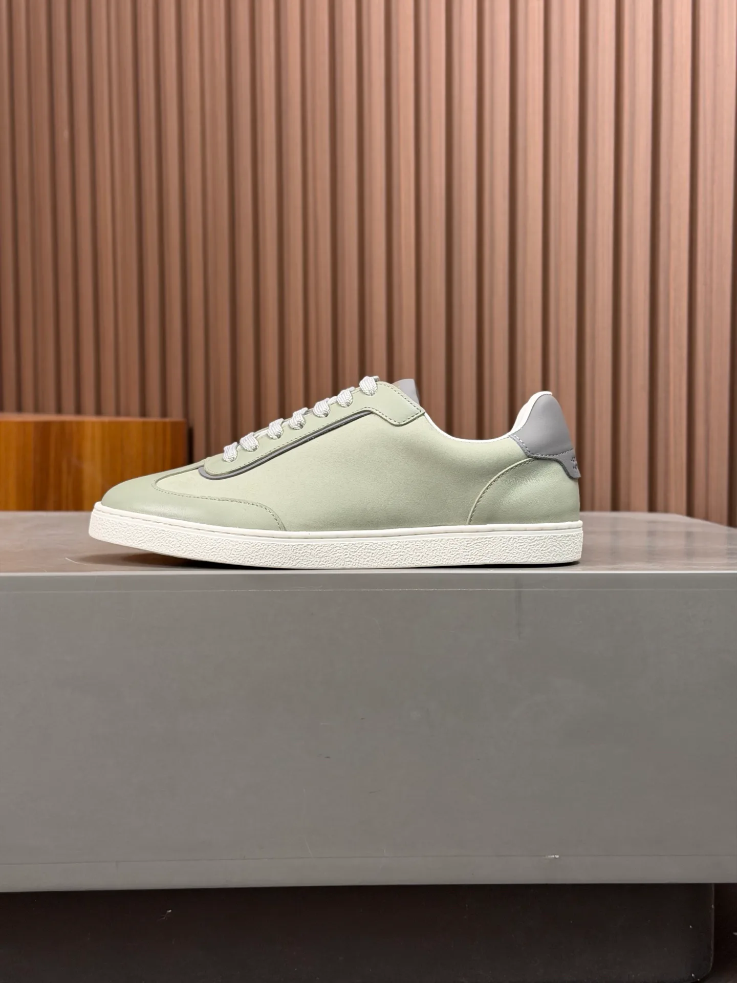 Men's Sneakers BRUNELLO CUCINELLI 18337483