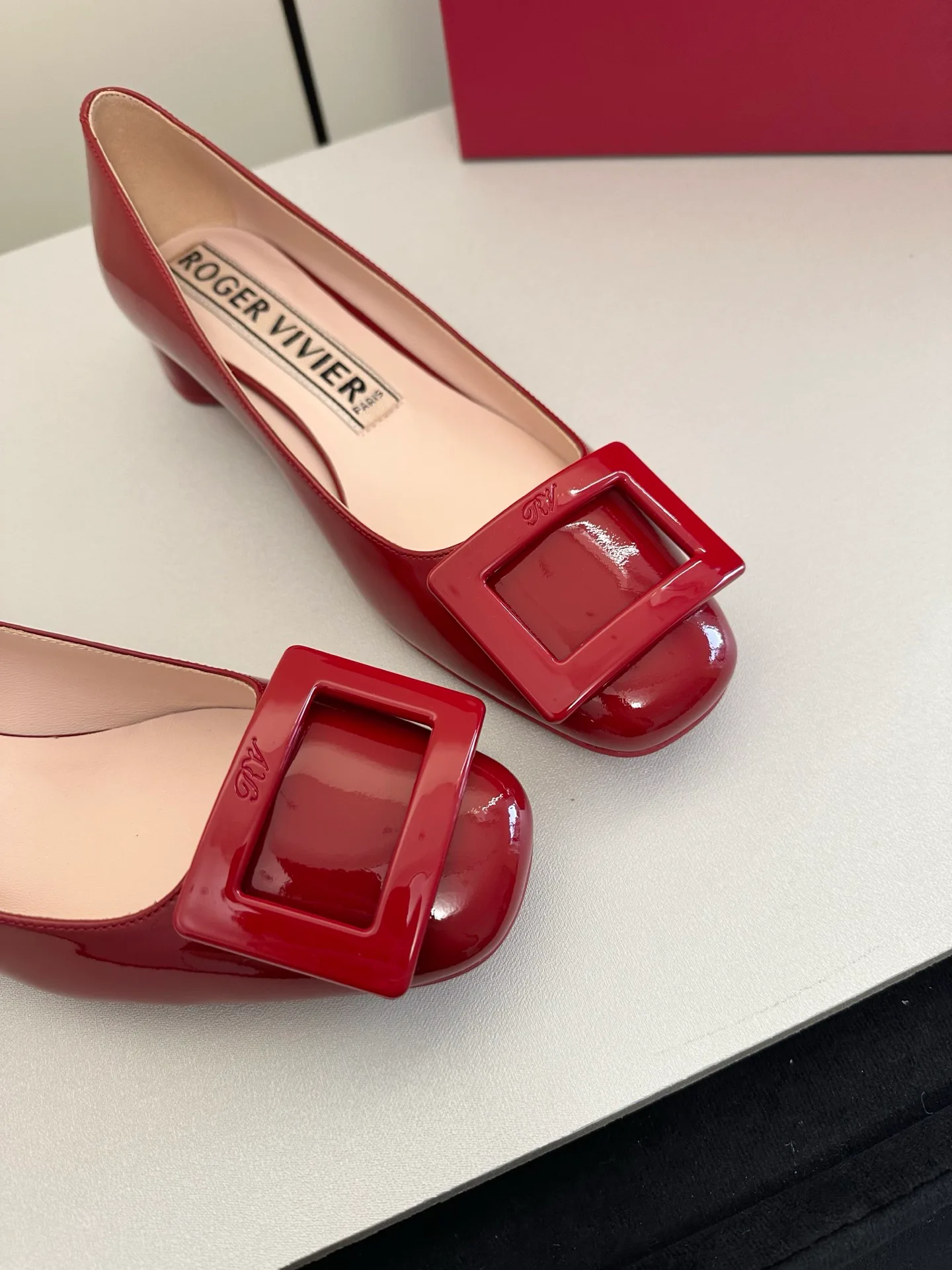 Women's Ballet Flats ROGER VIVIER 17624466