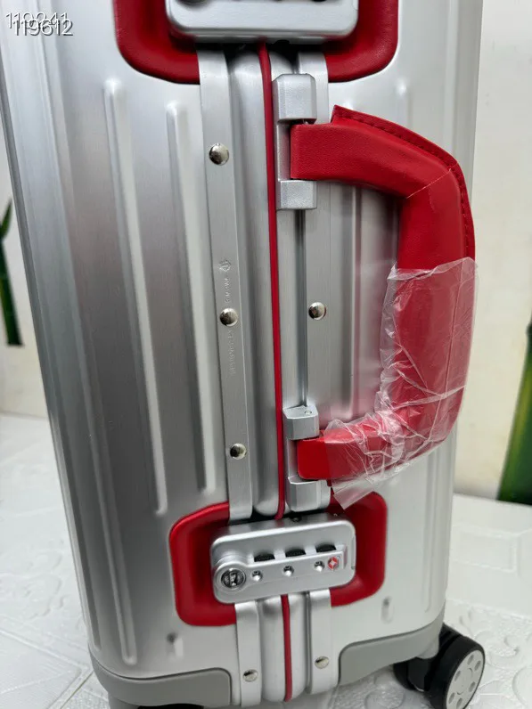 Suitcases RIMOWA 17662918