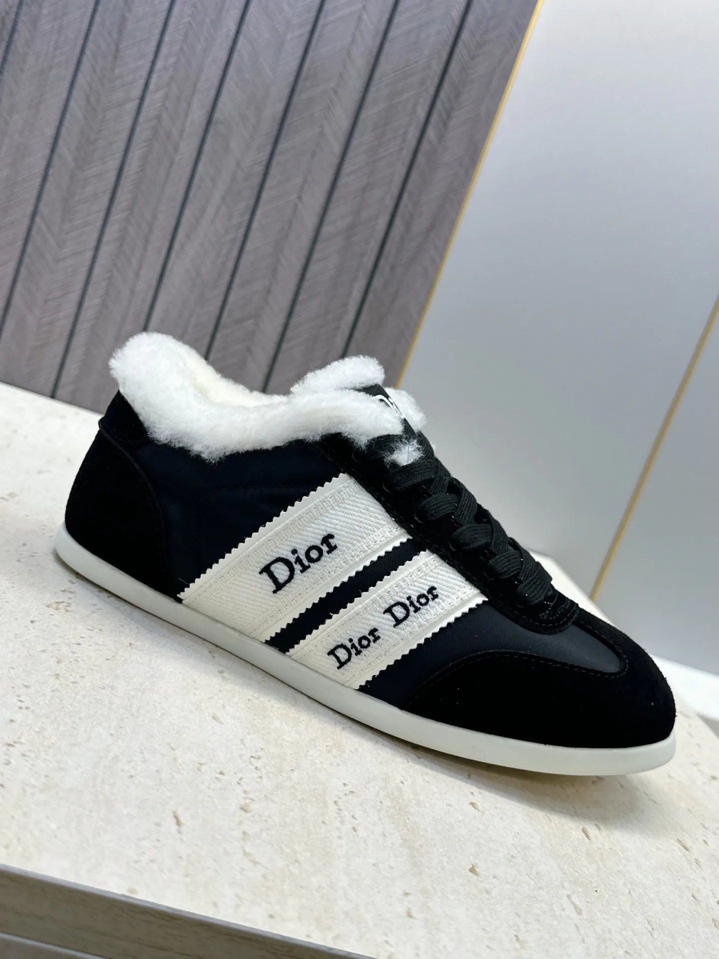 Women's Sneakers CHRISTIAN DIOR 18247835
