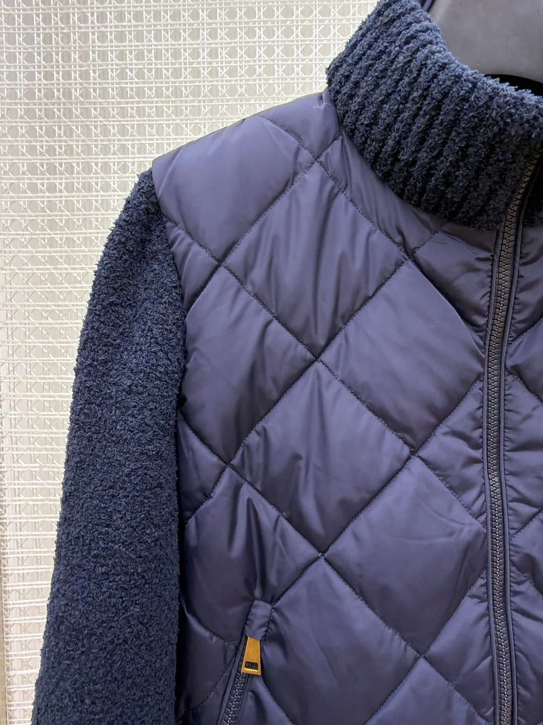 Куртки И Пуховики Мужские Moncler 18558886