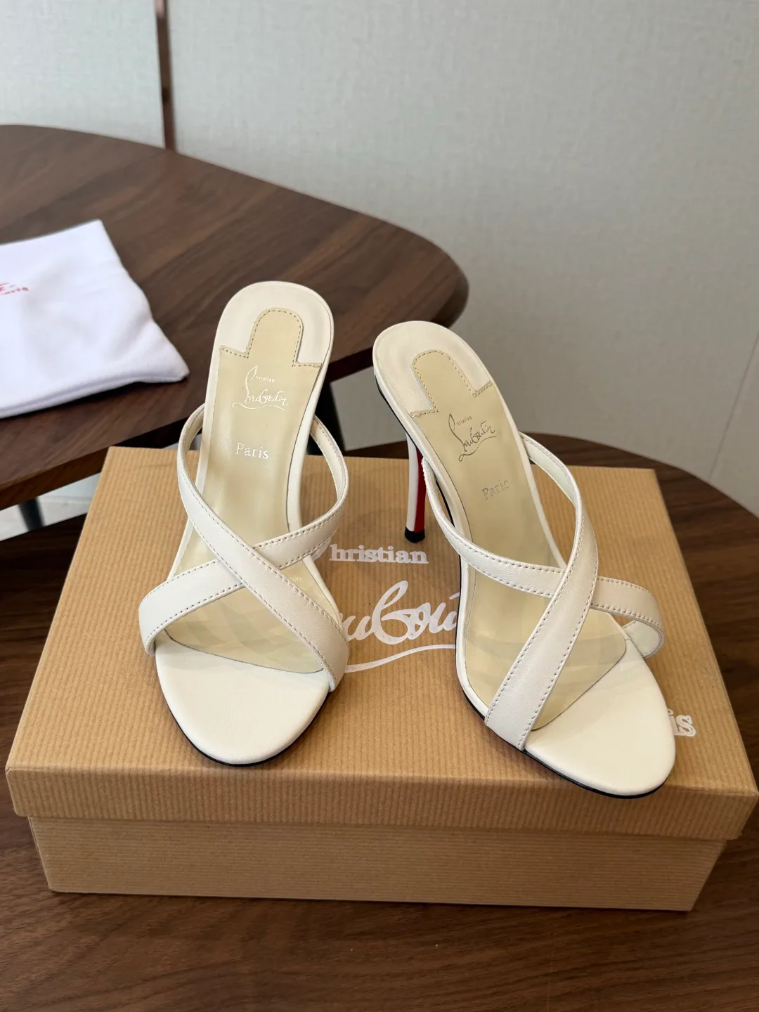 Women's Open-Toe Sandals CHRISTIAN LOUBOUTIN 18183090