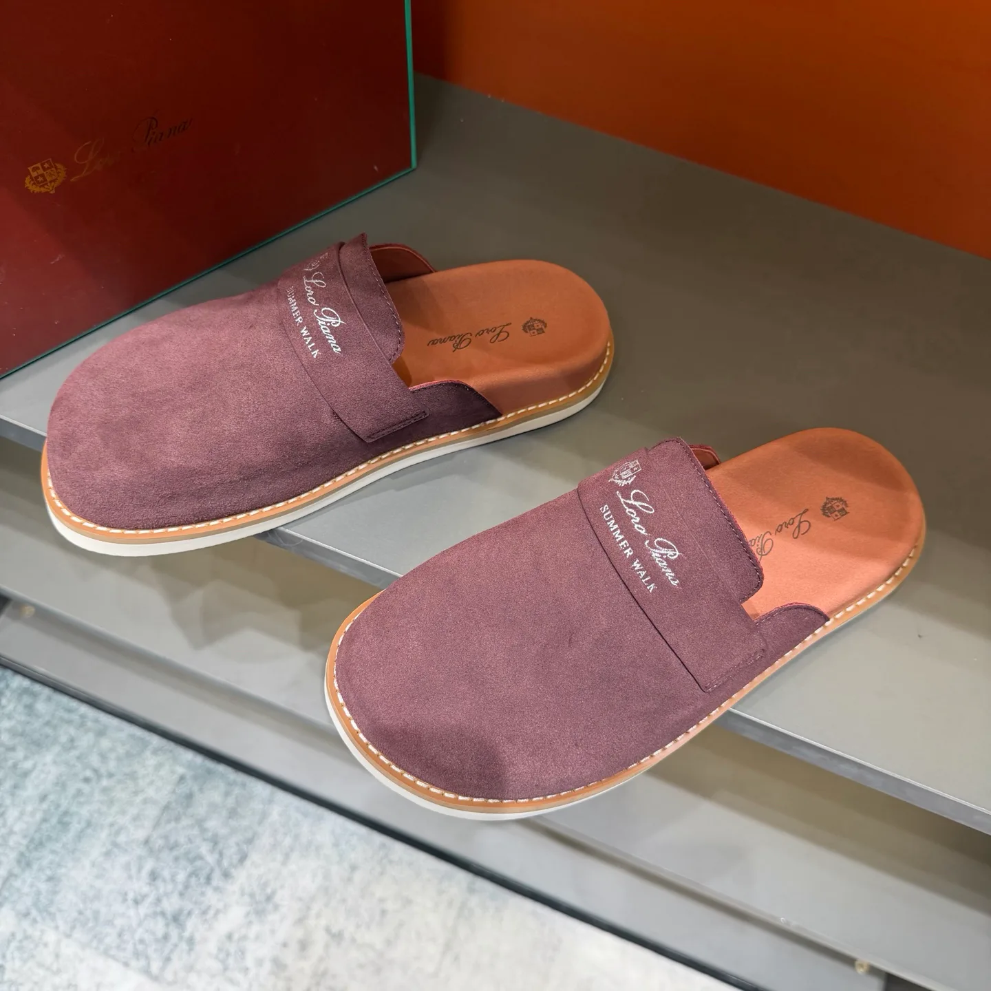 Women's Mules And Clogs LORO PIANA 18400806