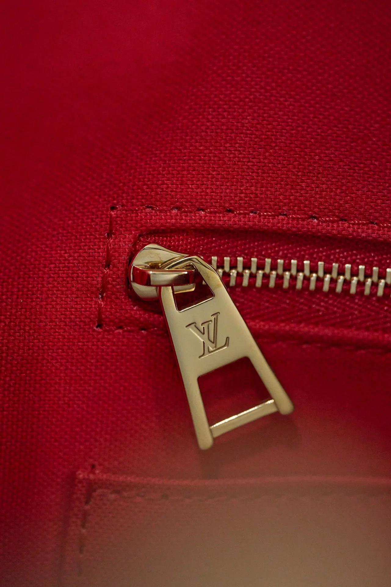 Women's Classic Handbags LOUIS VUITTON 17906958