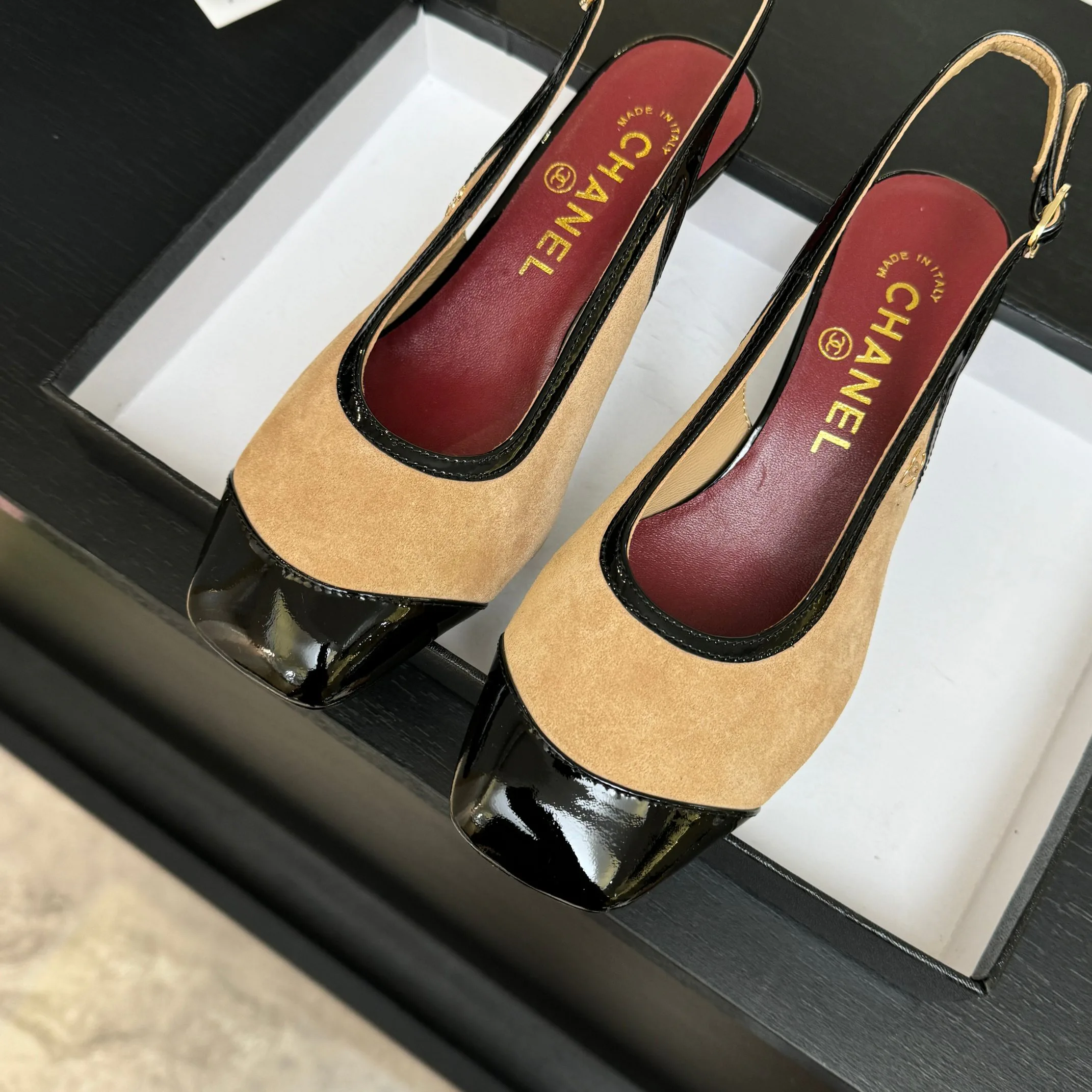 Women's Open-Toe Sandals CHANEL 17911039