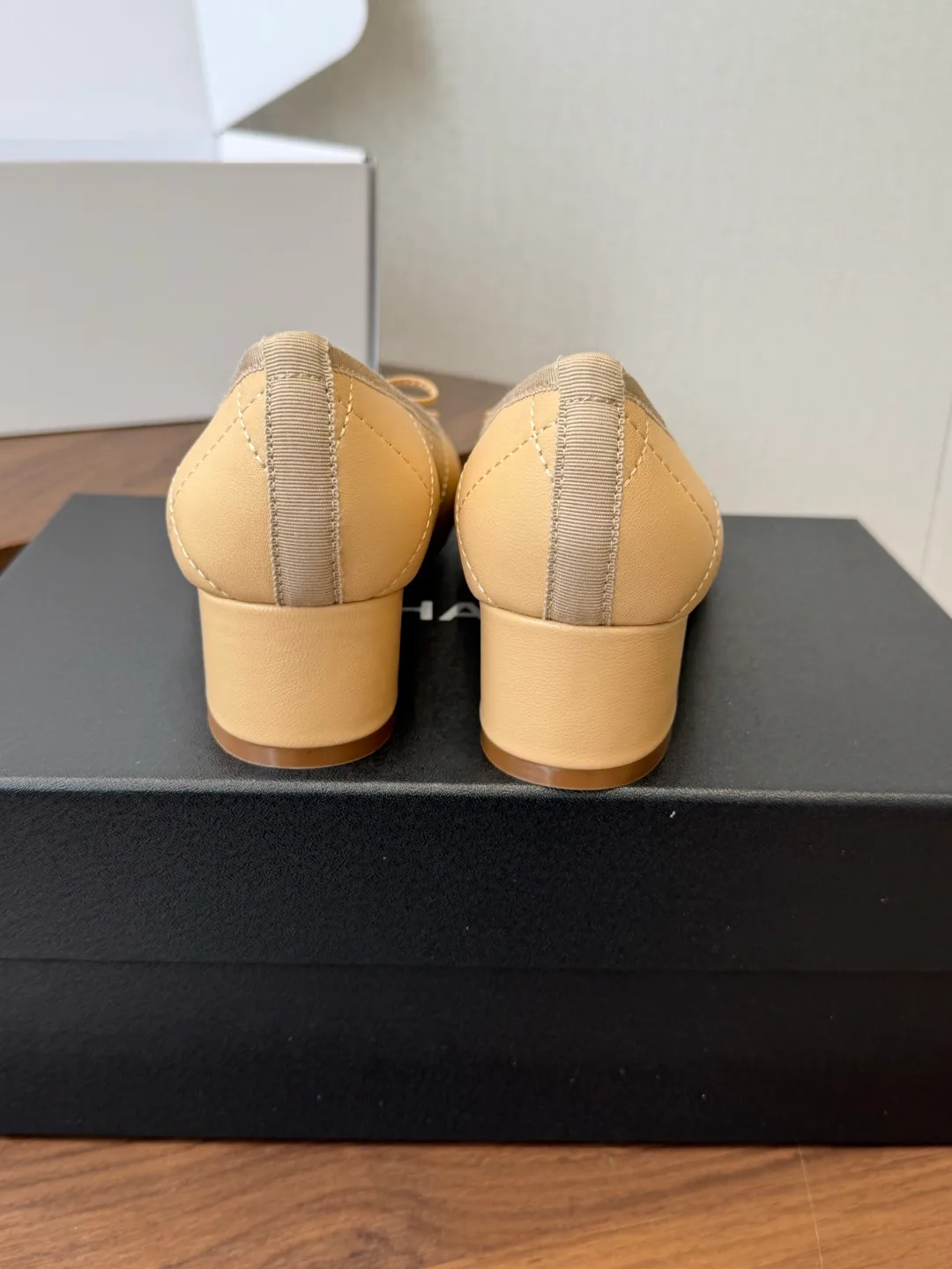 Women's Ballet Flats CHANEL 17599631