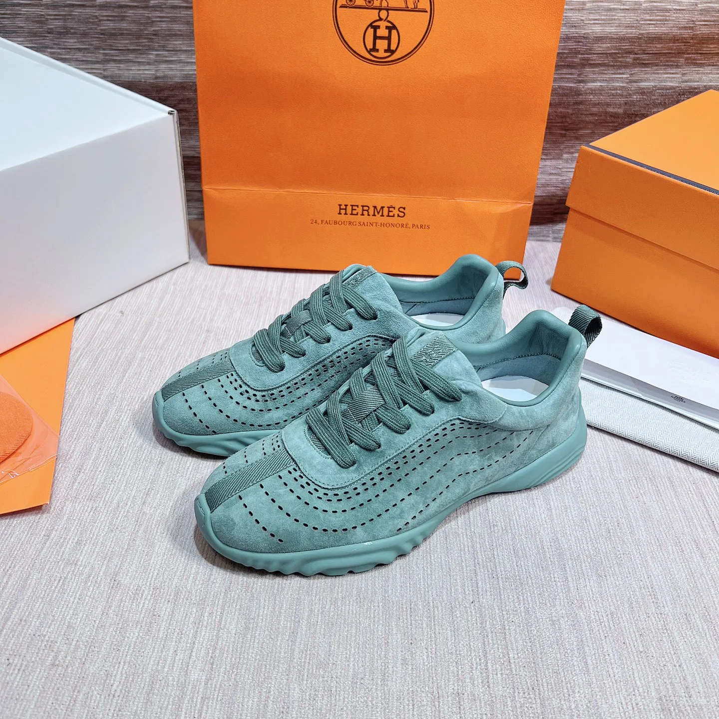 Women's Sneakers HERMES 17749566