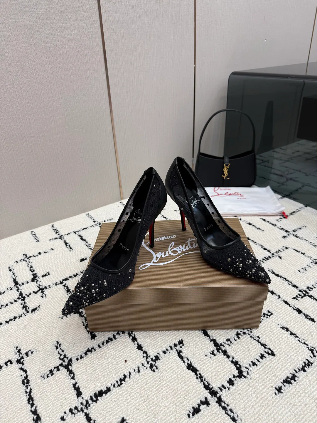 Women's Heels CHRISTIAN LOUBOUTIN 16926571