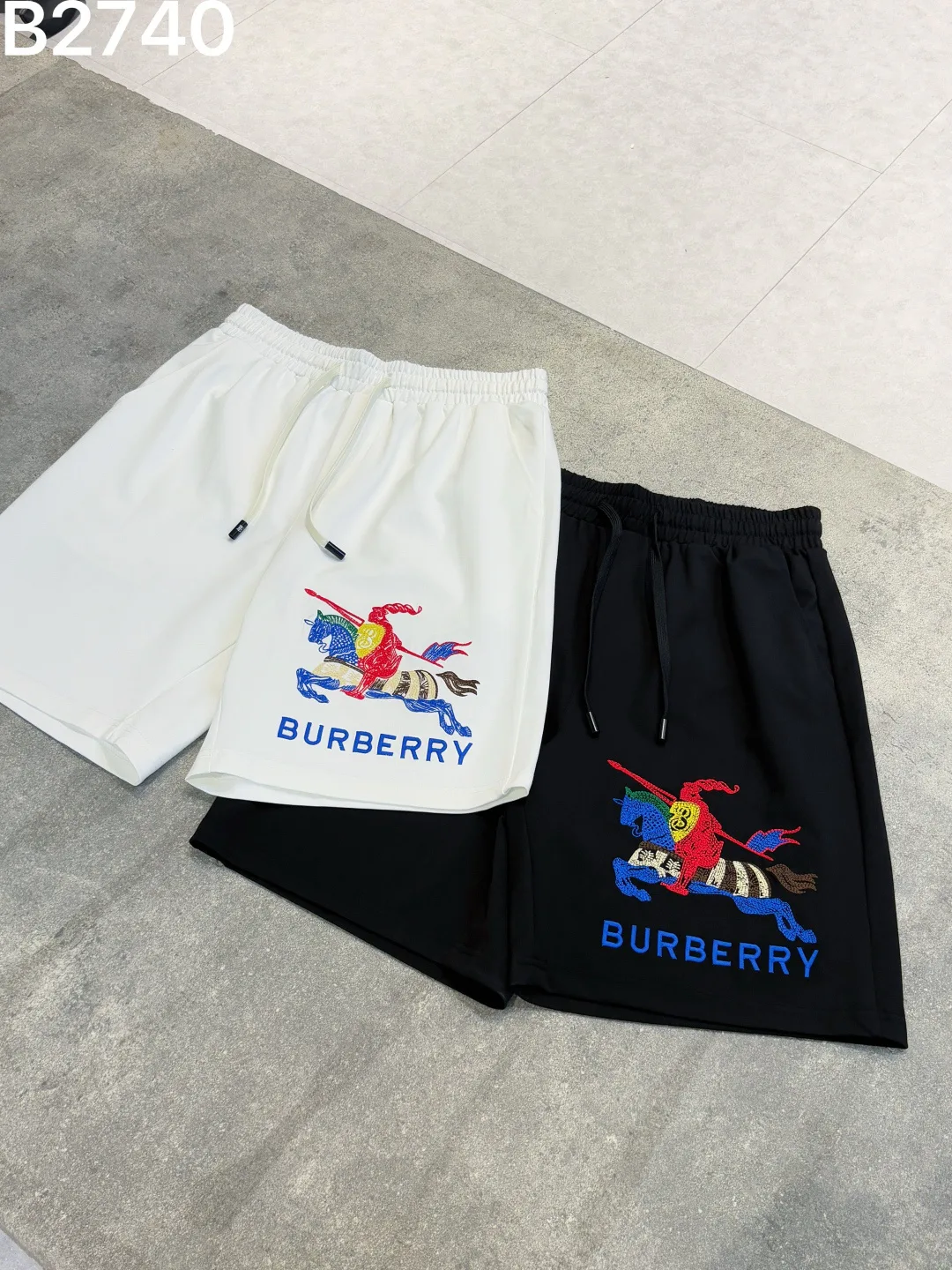 Men's Shorts BURBERRY 18000483
