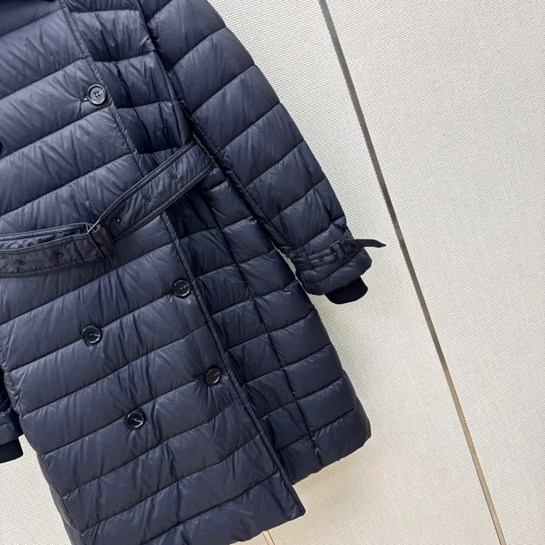 Women's Jackets And Down Jackets BURBERRY 18398243