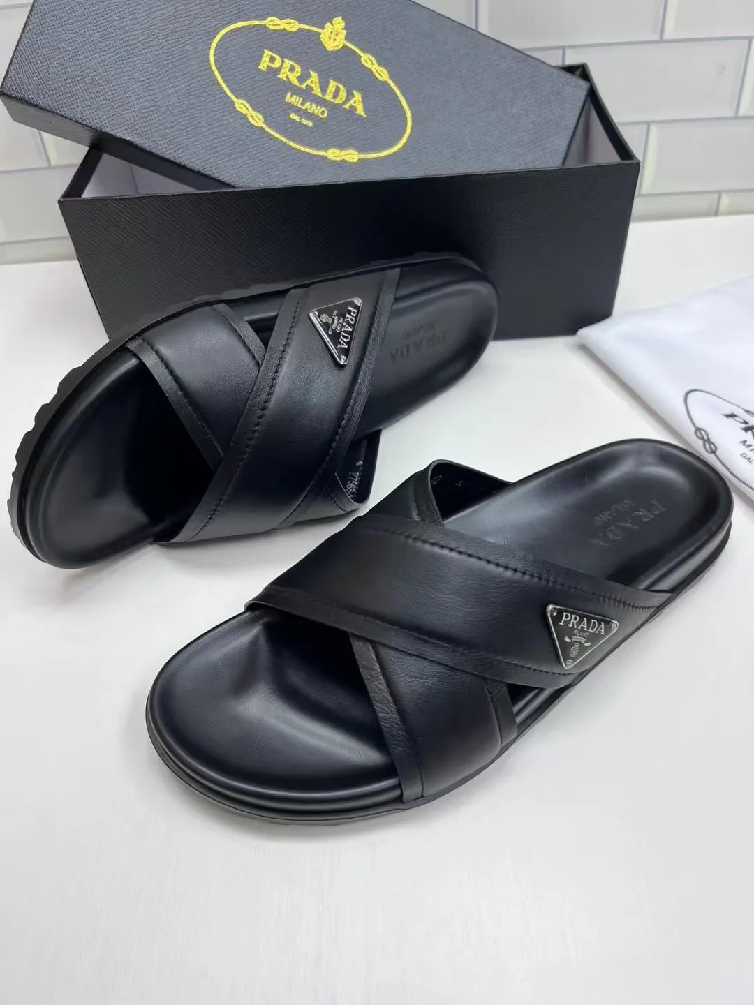 Men's Flip-Flops PRADA 17037955
