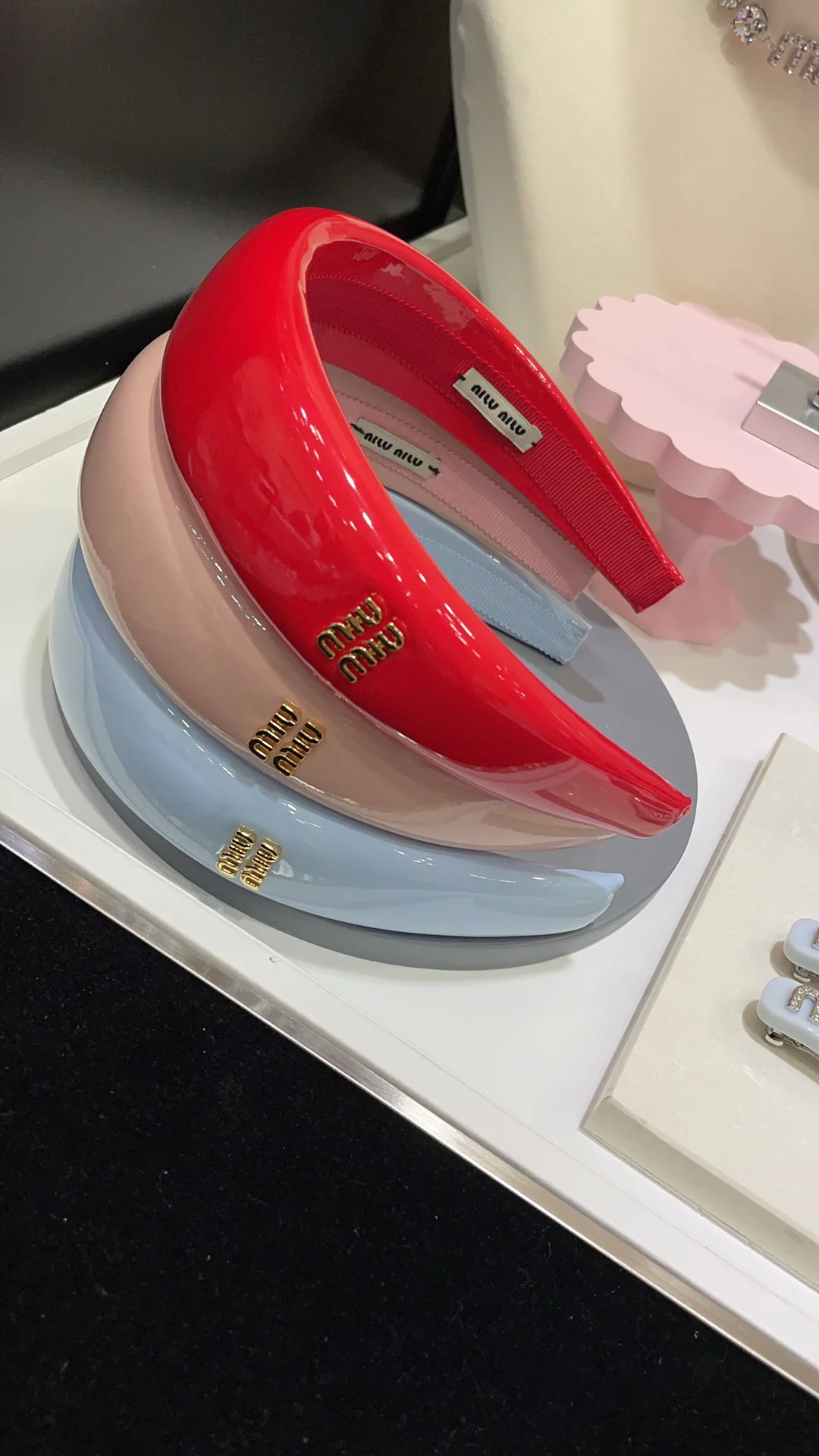 Hats MIU MIU 17919506