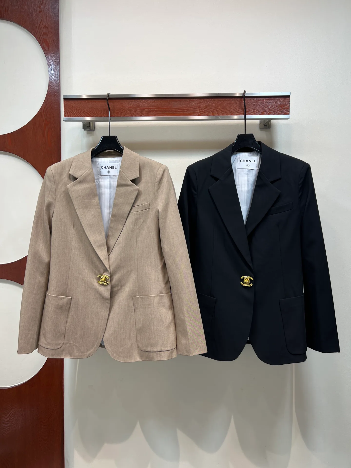 Women's Blazers CHANEL 18127548