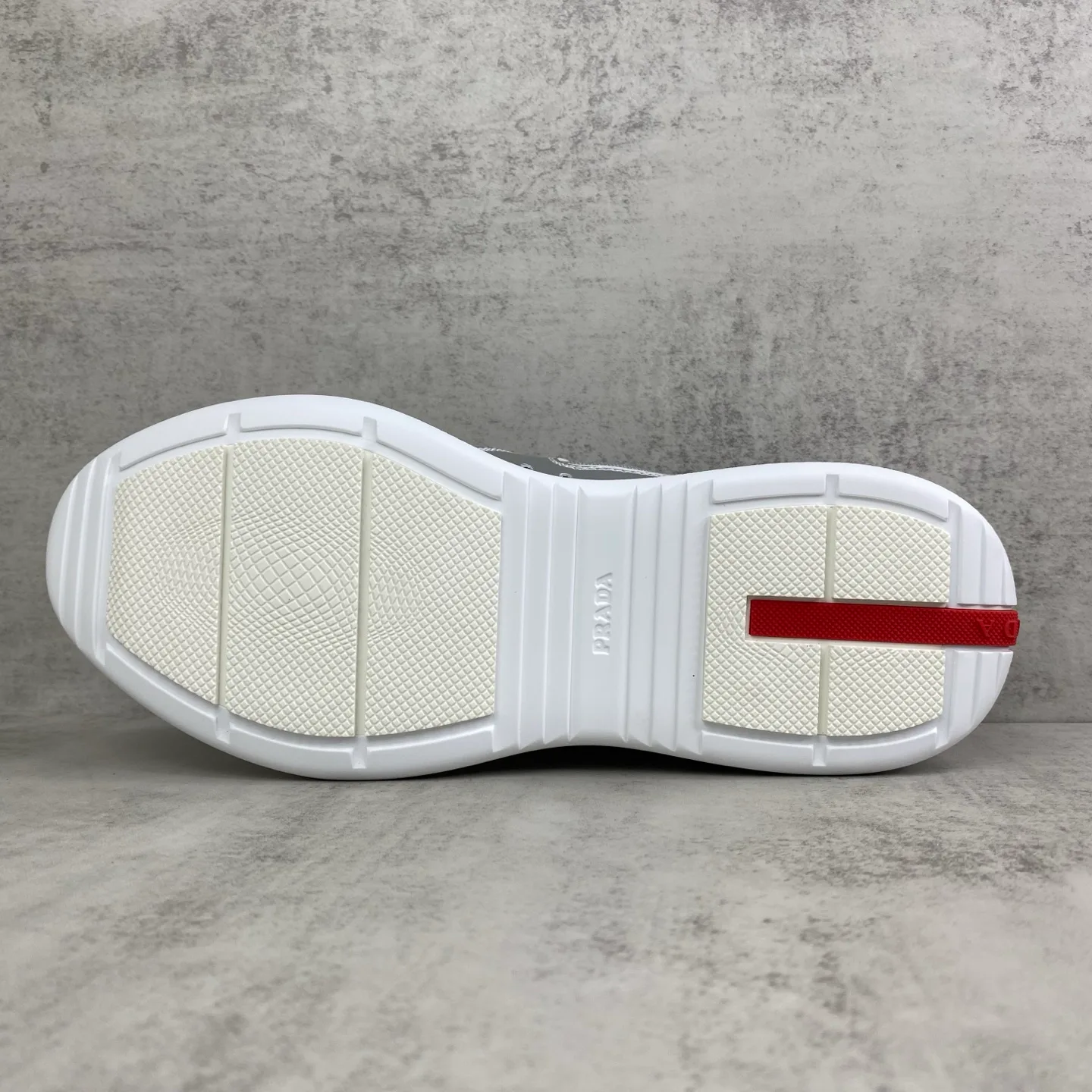 Women's Sneakers PRADA 17918704