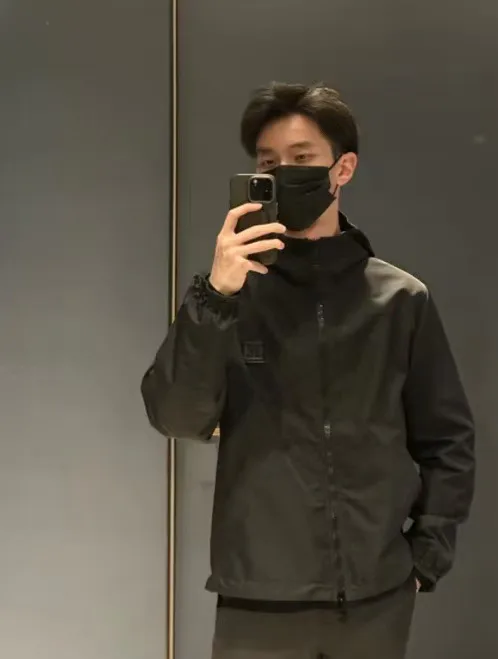 Men's Jackets And Down Jackets LOUIS VUITTON 18179000