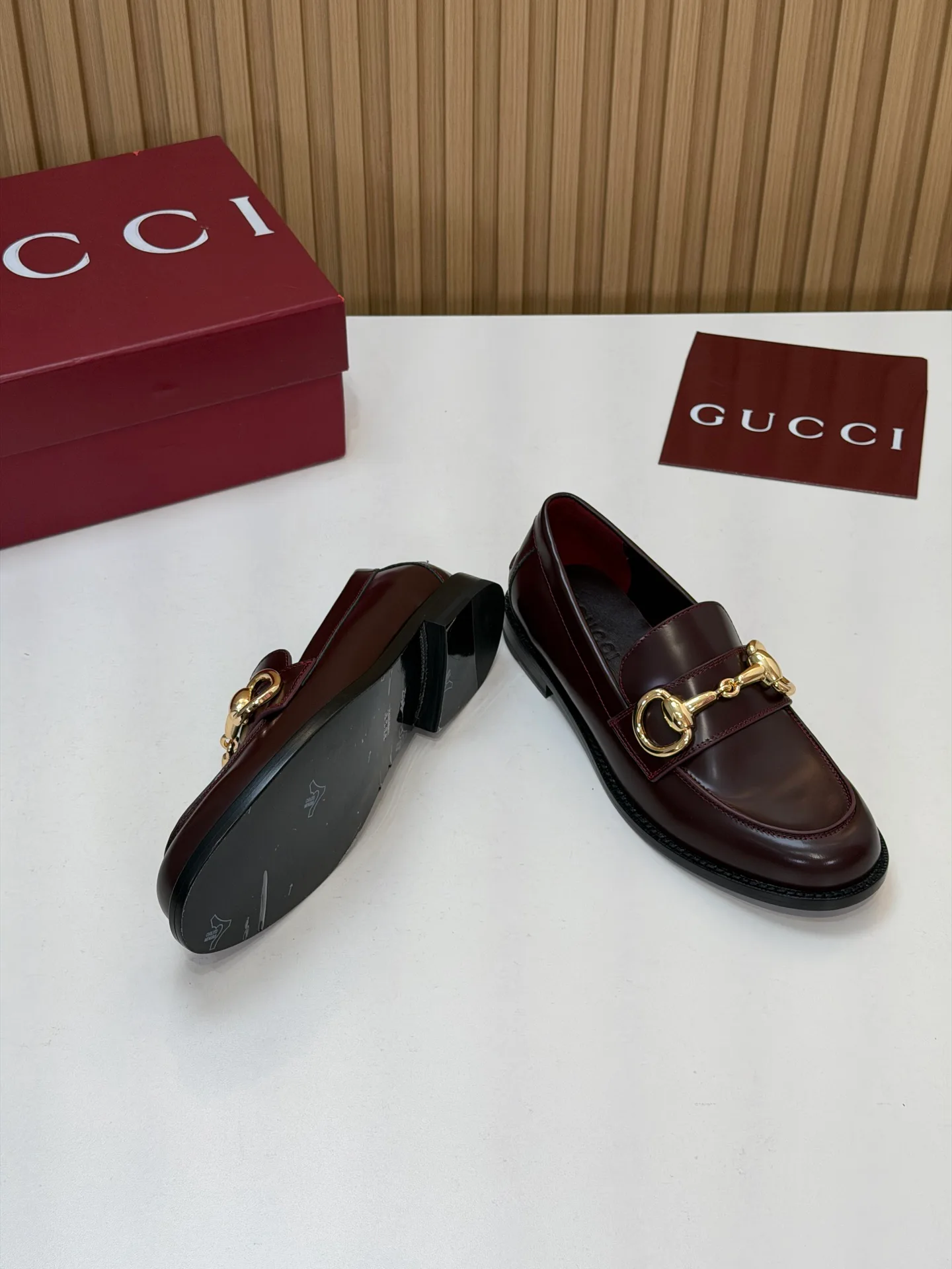 Women's Loafers And Moccasins GUCCI 18152943