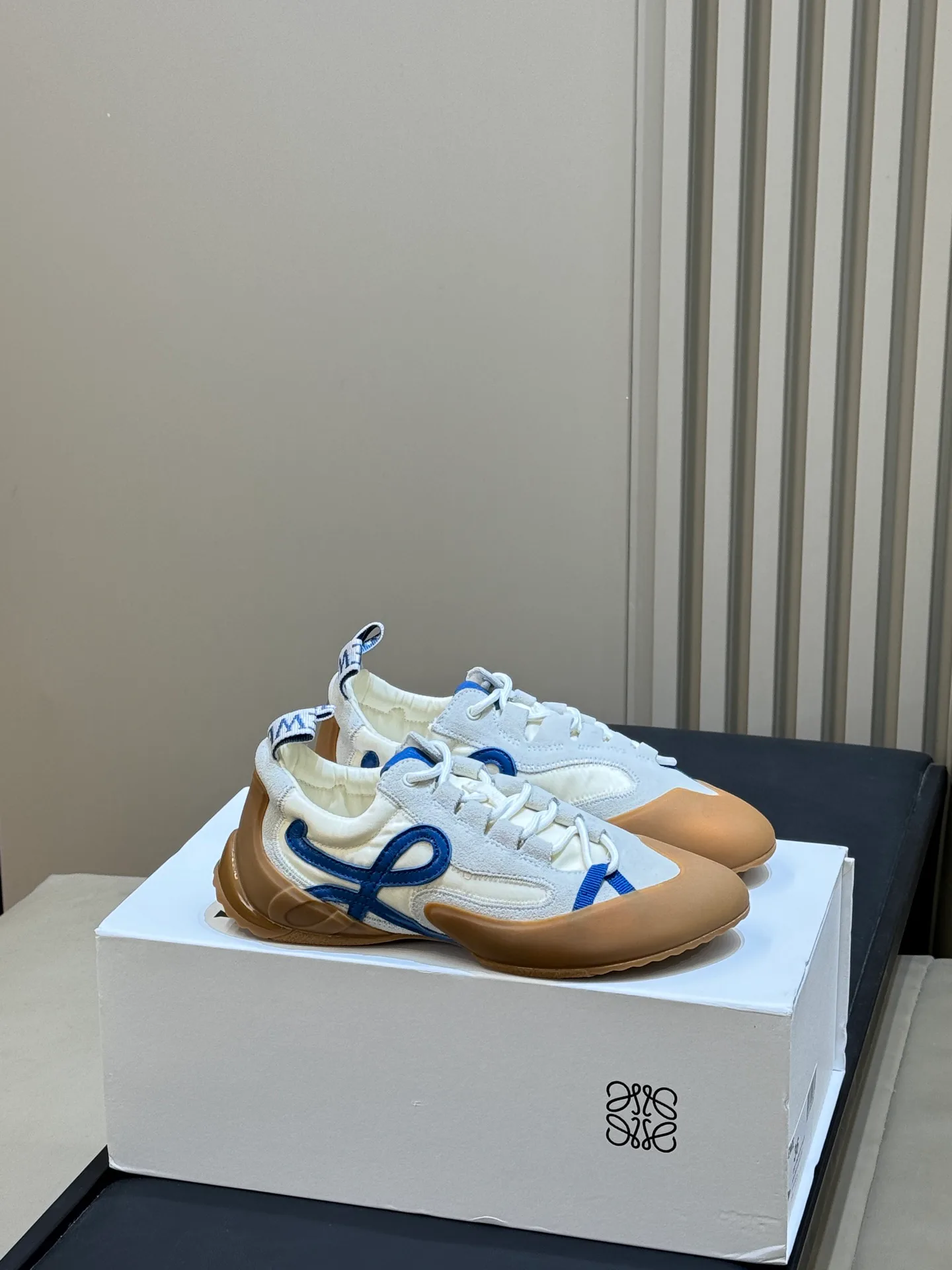 Women's Sneakers LOEWE 18073075