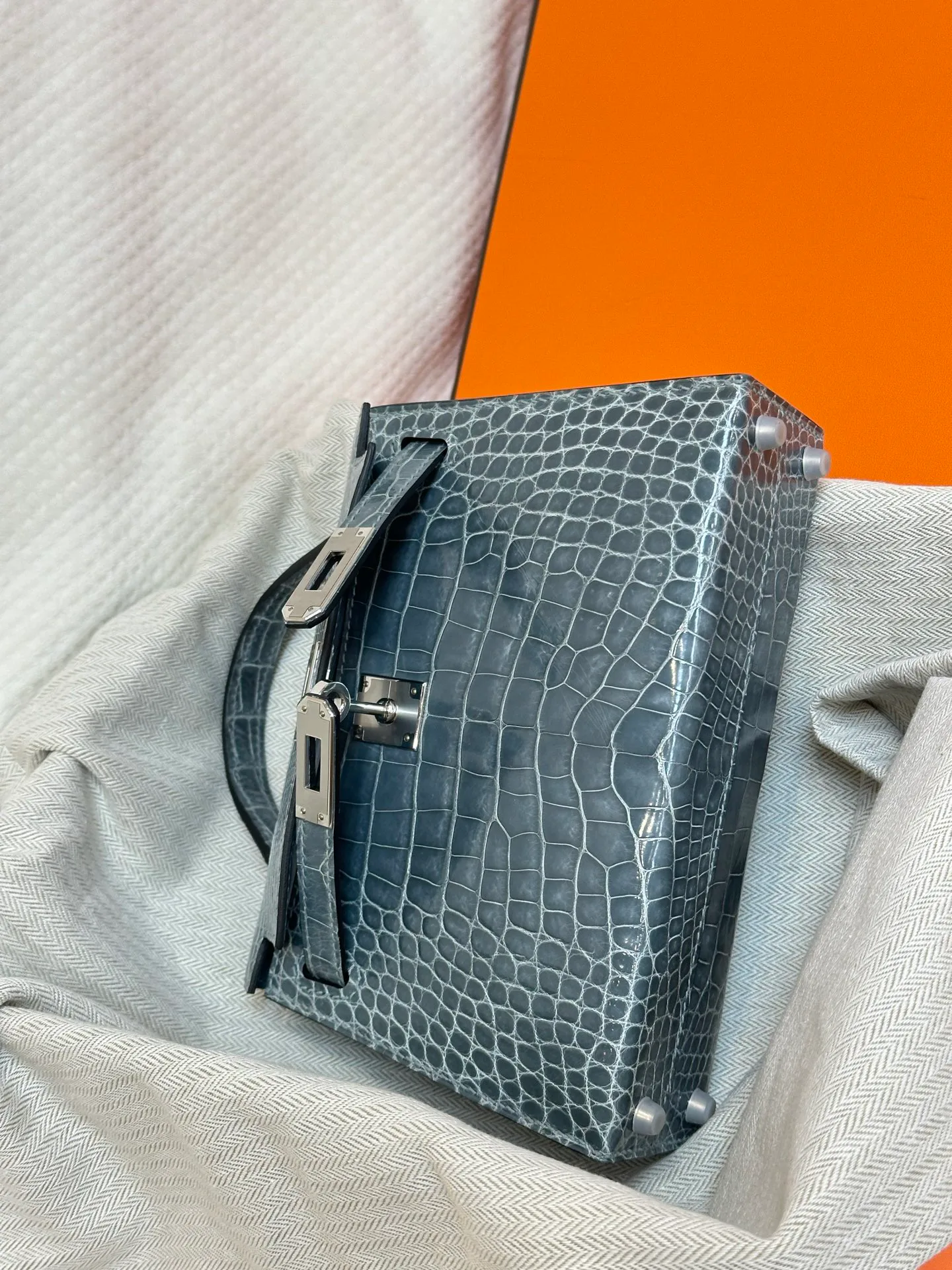 Women's Classic Handbags HERMES 18362071