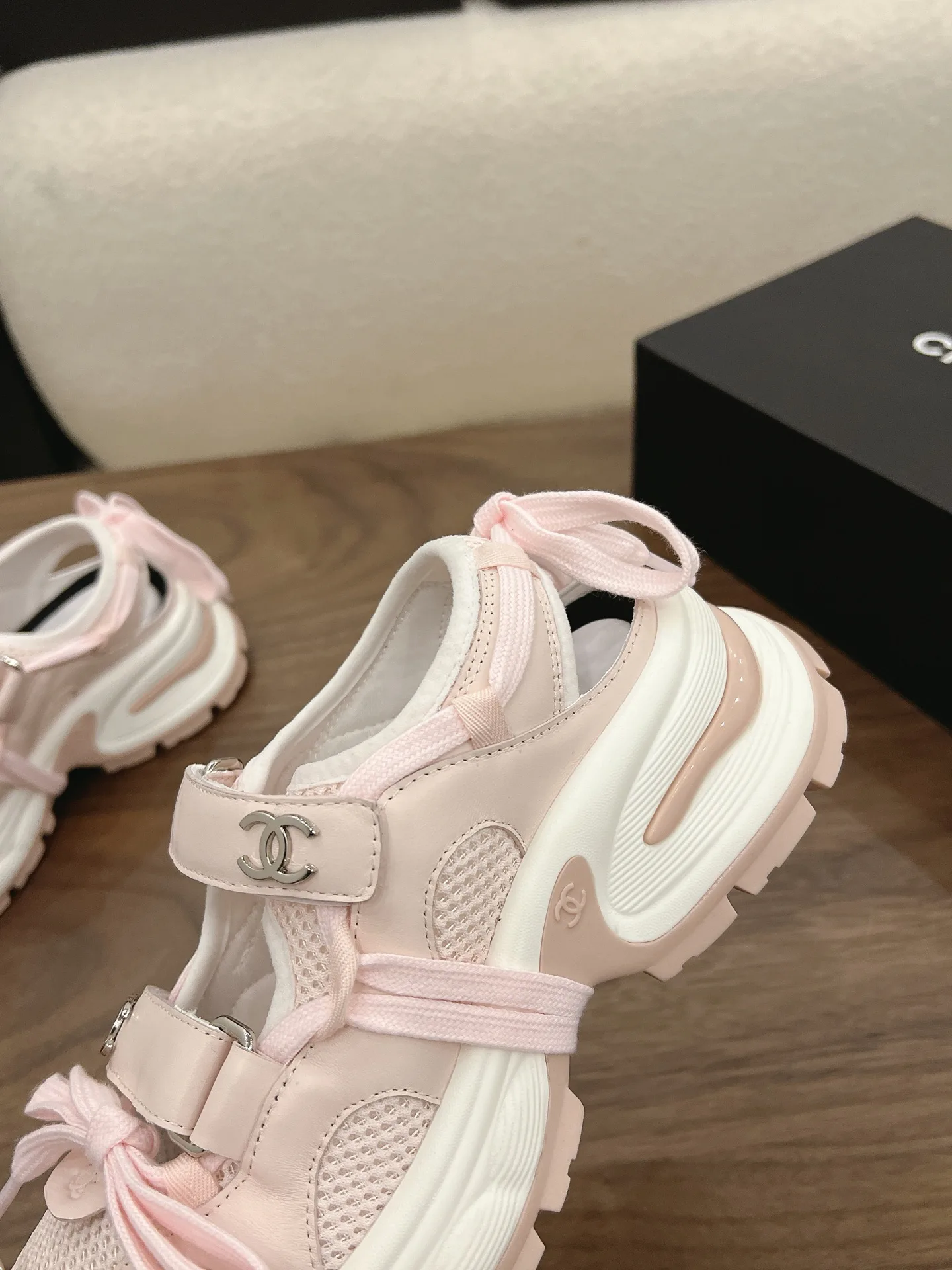 Women's Sneakers CHANEL 16915792