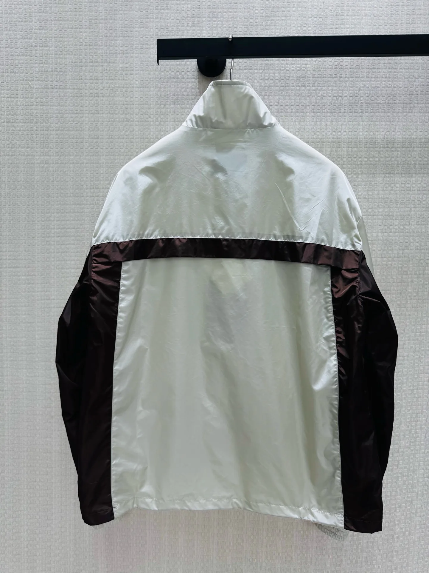 Women's Jackets And Down Jackets PRADA 18204517