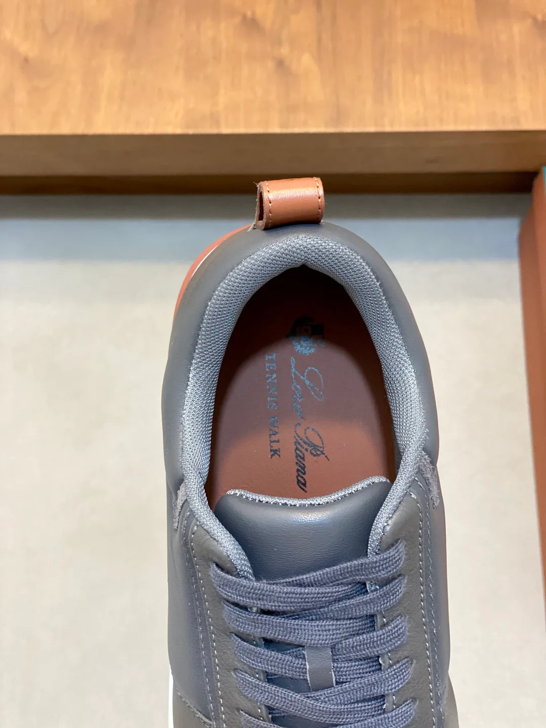 Men's Sneakers LORO PIANA 18079039