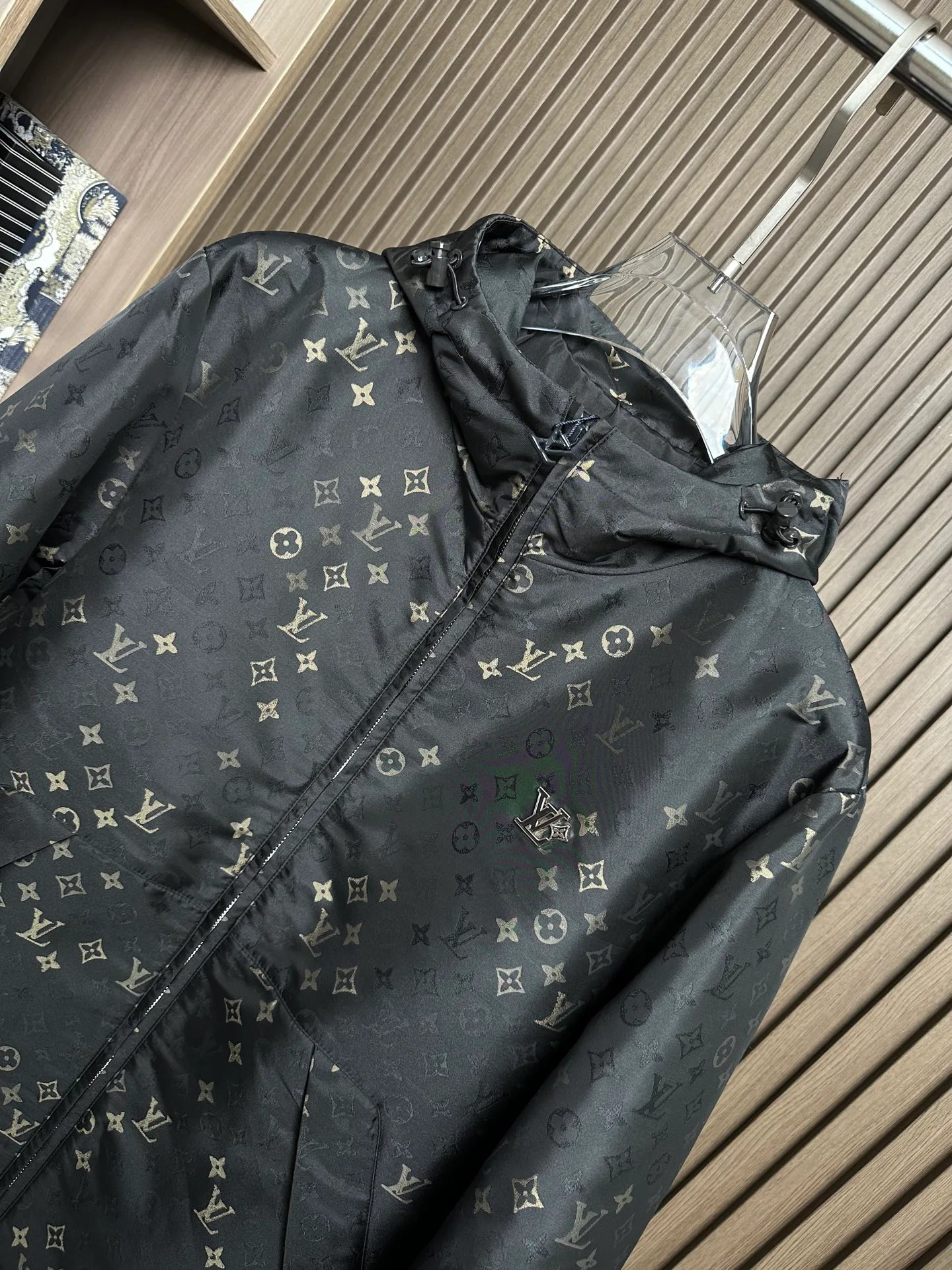 Men's Jackets And Down Jackets LOUIS VUITTON 18109849
