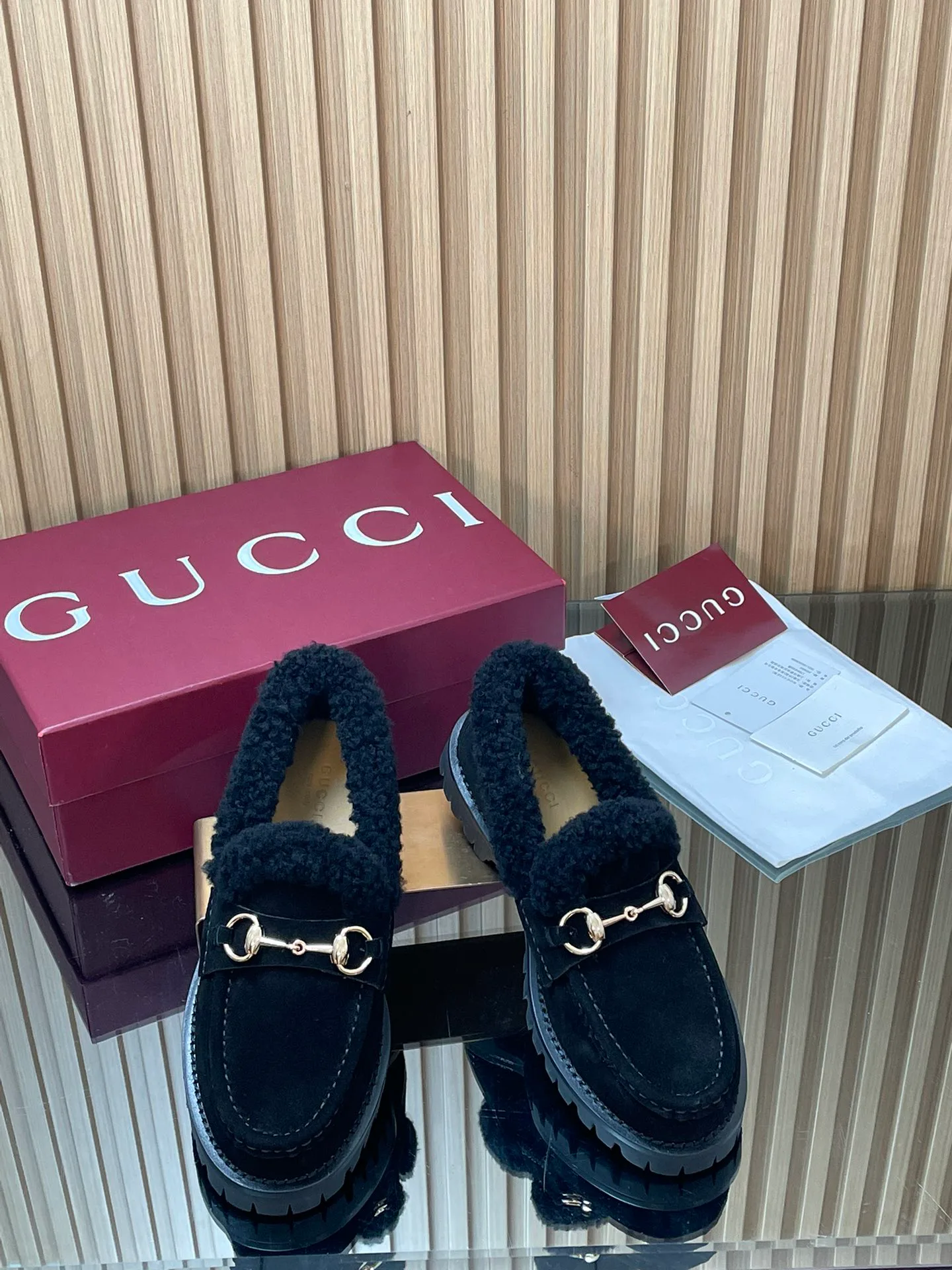 Women's Loafers And Moccasins GUCCI 18187073