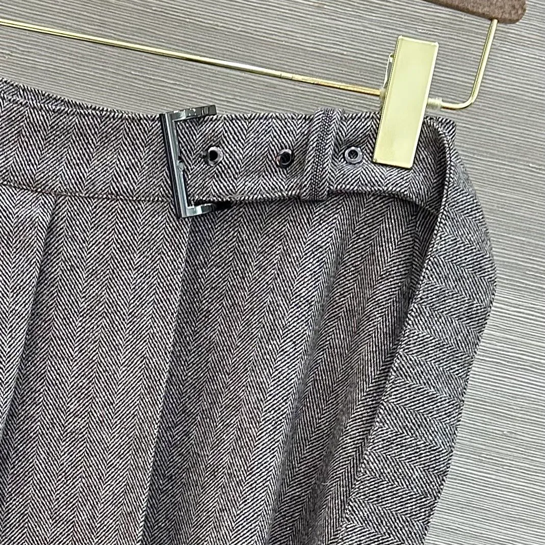 Women's Skirts BRUNELLO CUCINELLI 18210338